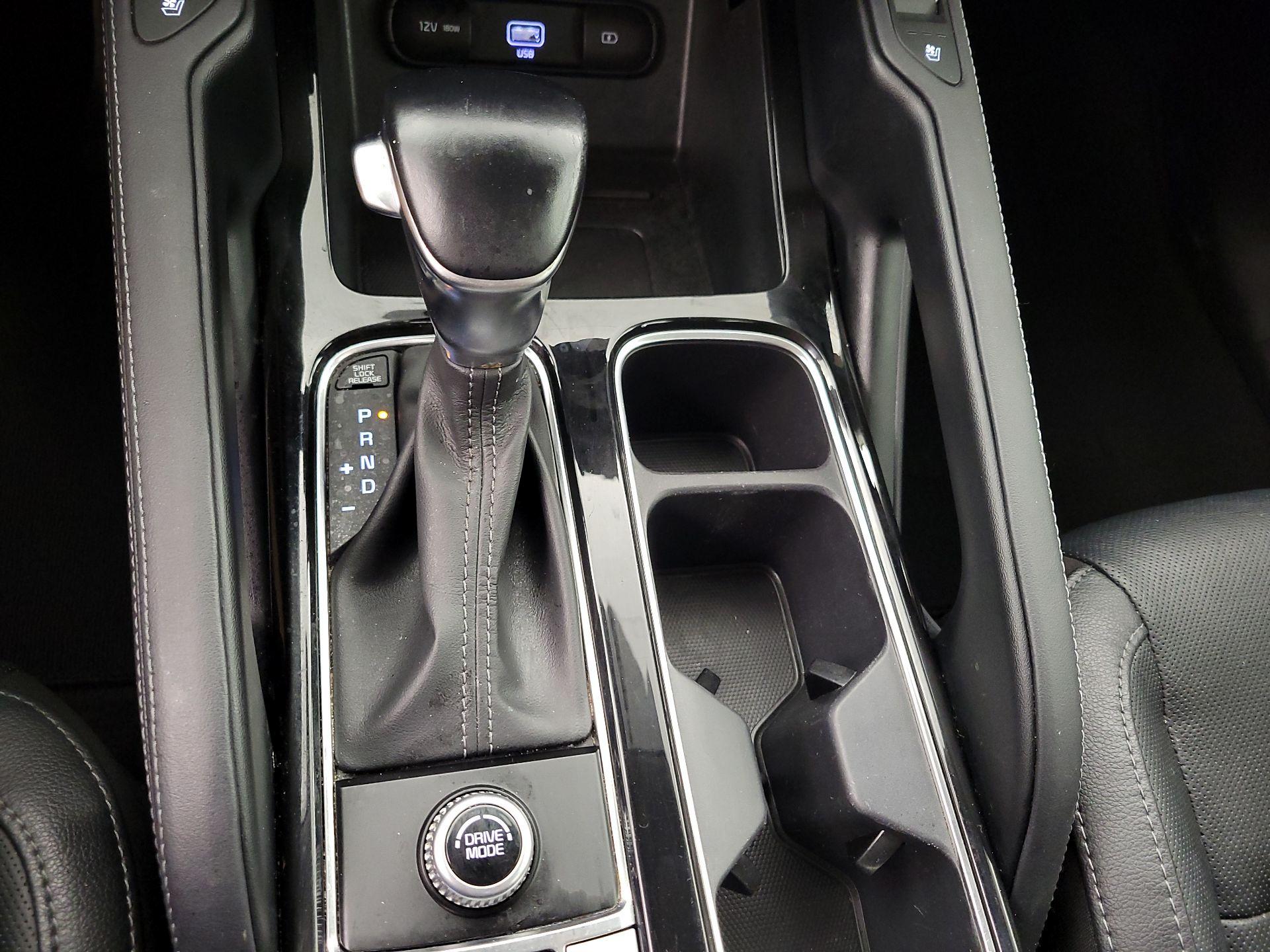 Thumbnail: 2021 Kia Telluride - 17