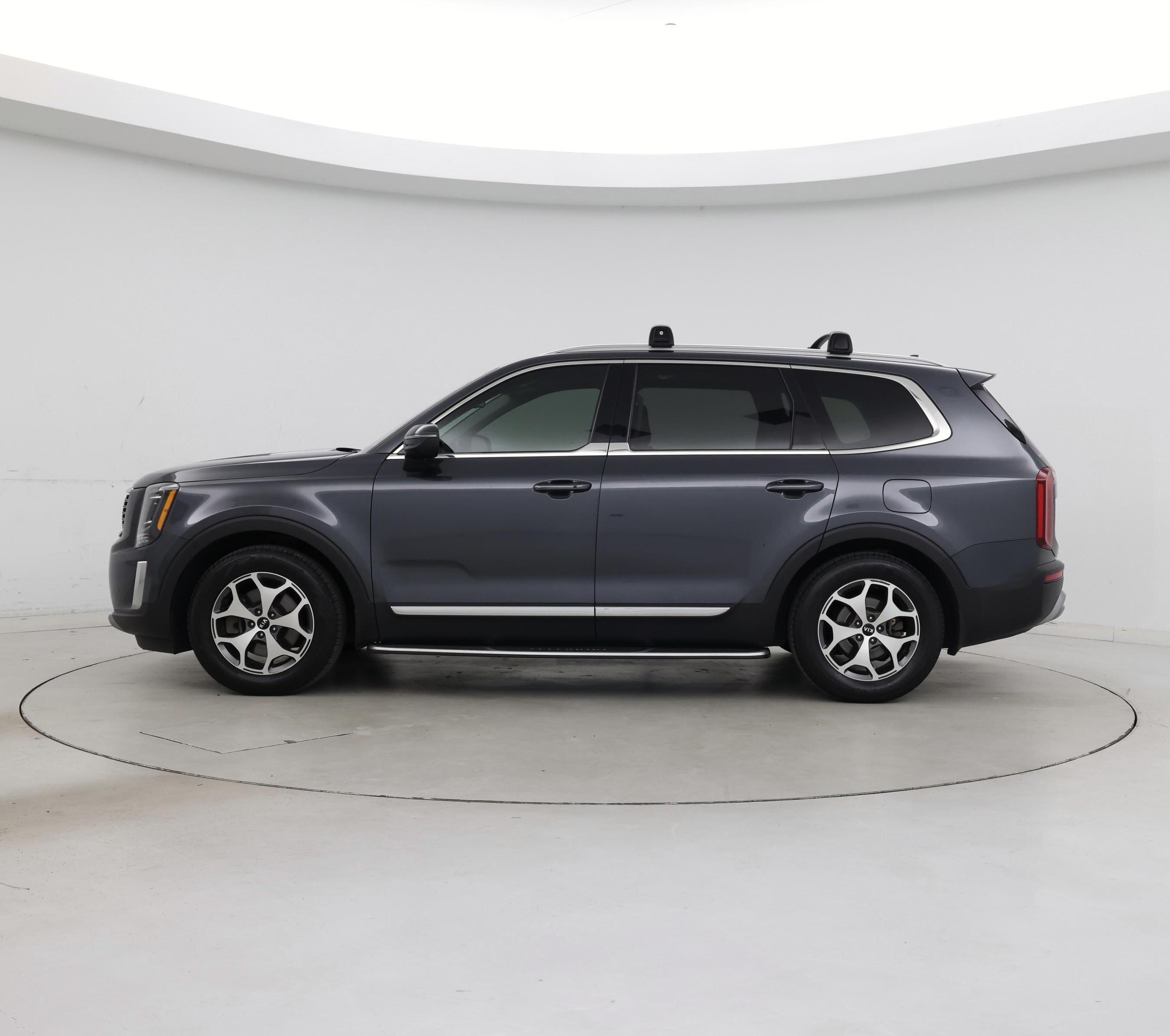 Thumbnail: 2021 Kia Telluride - 3