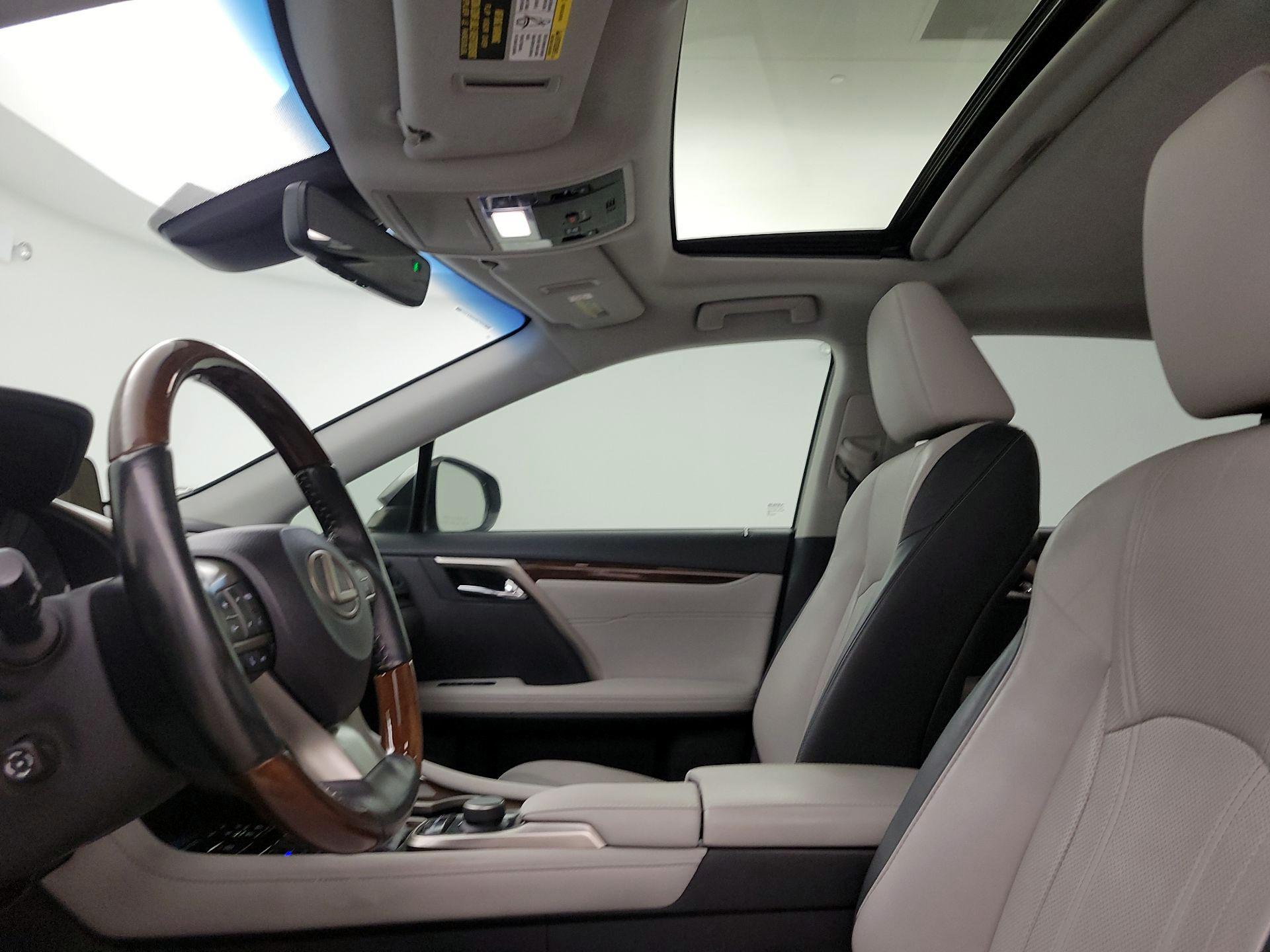 Thumbnail: 2019 Lexus RX - 19