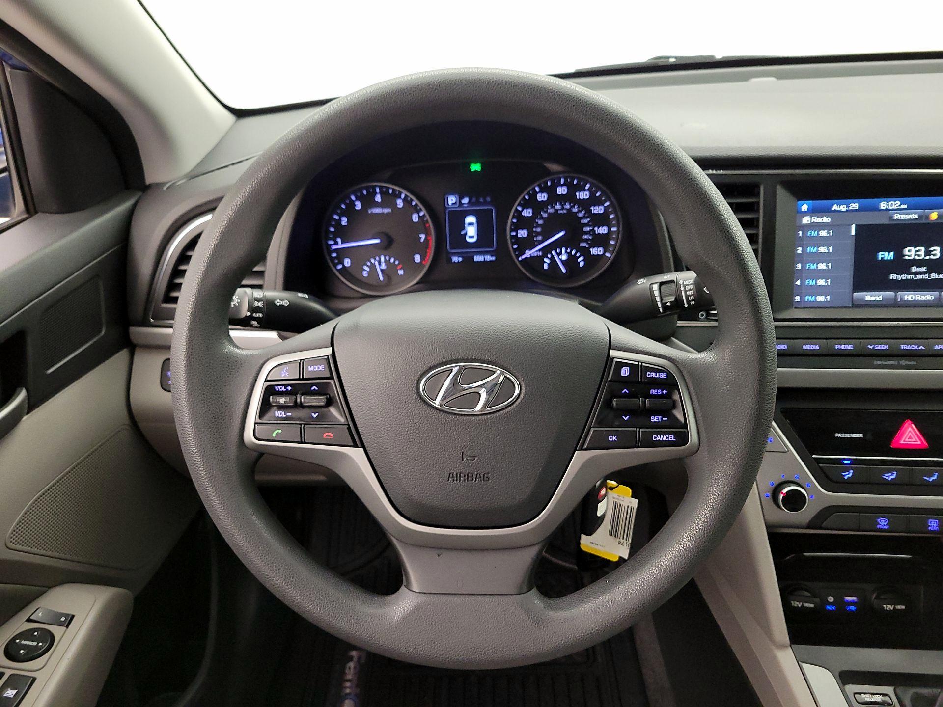 Thumbnail: 2018 Hyundai Elantra - 10