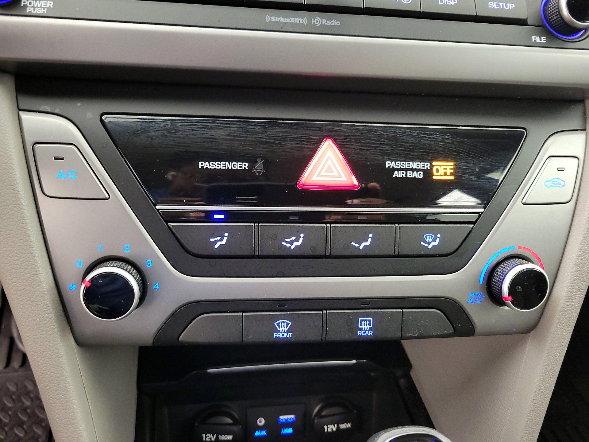 Thumbnail: 2018 Hyundai Elantra - 16