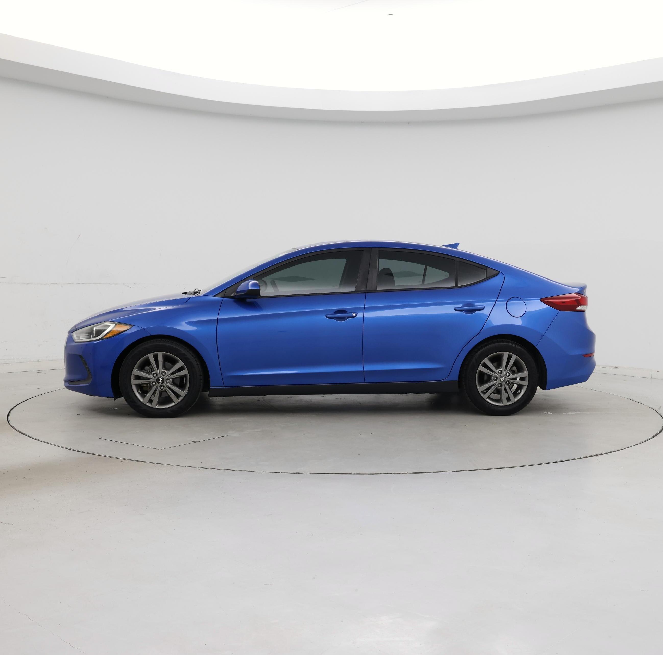 Thumbnail: 2018 Hyundai Elantra - 3