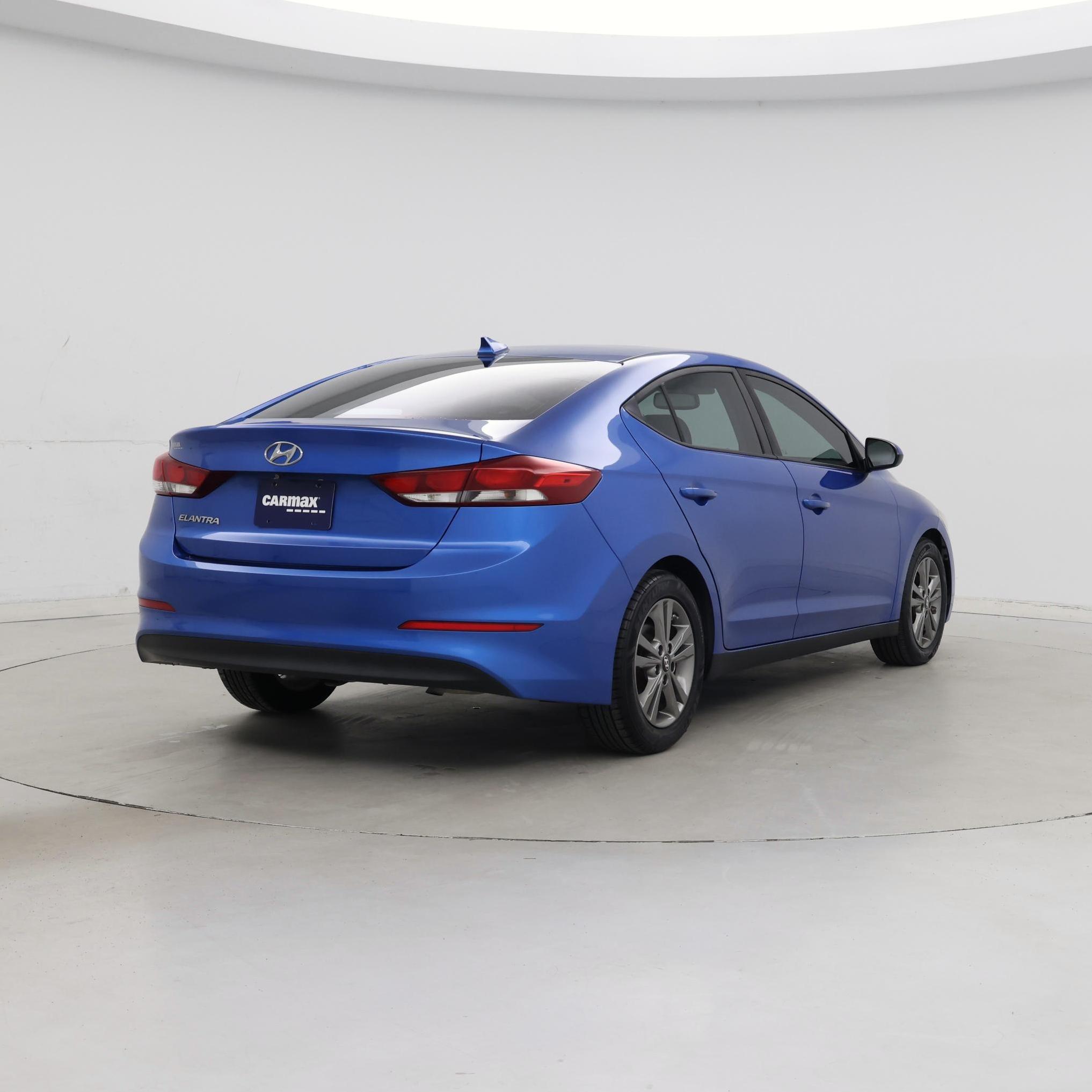 Thumbnail: 2018 Hyundai Elantra - 8
