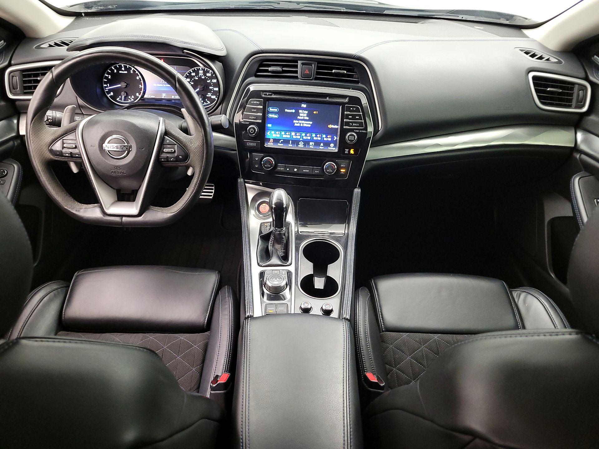 Thumbnail: 2017 Nissan Maxima - 9