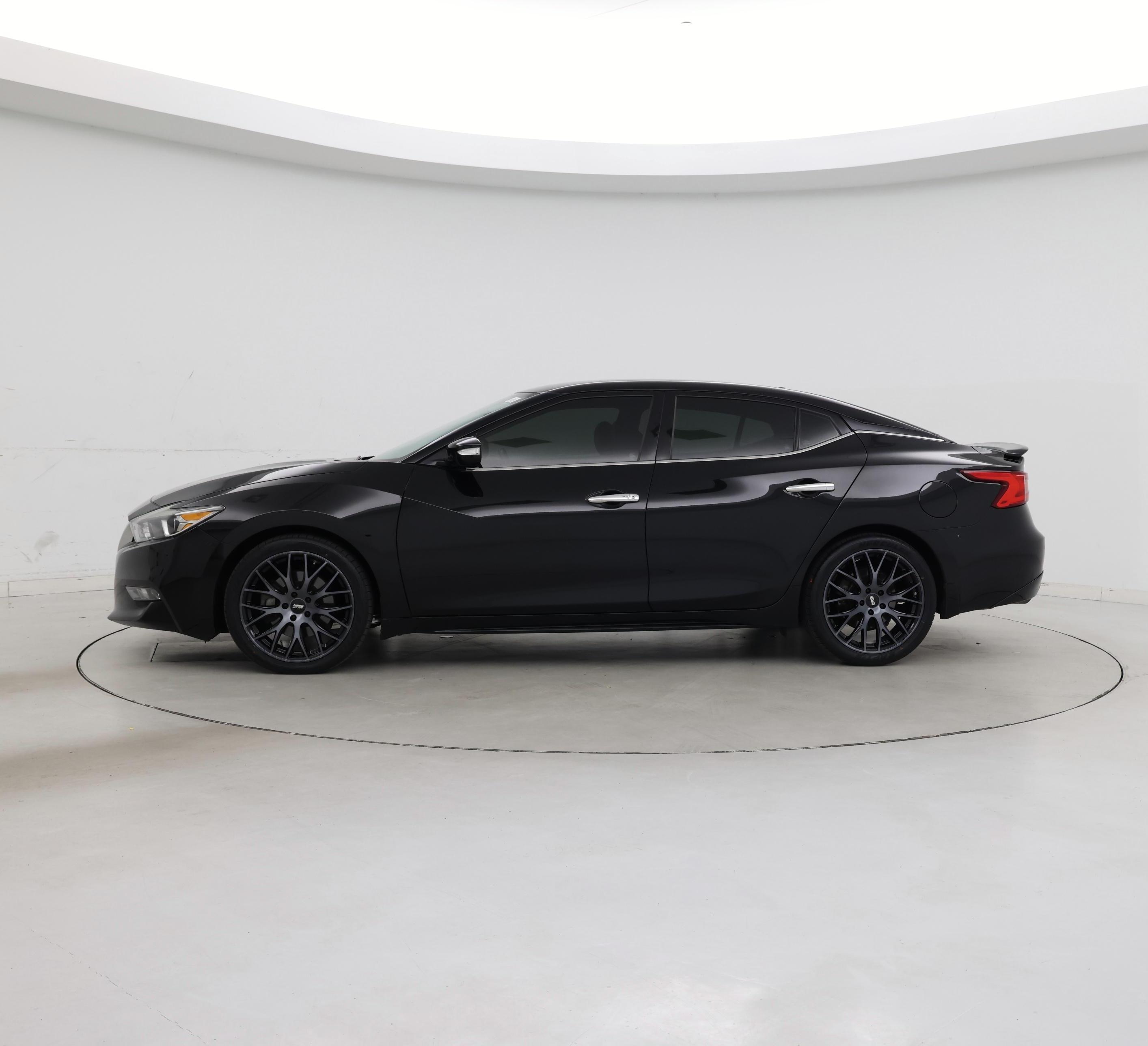 Thumbnail: 2017 Nissan Maxima - 3