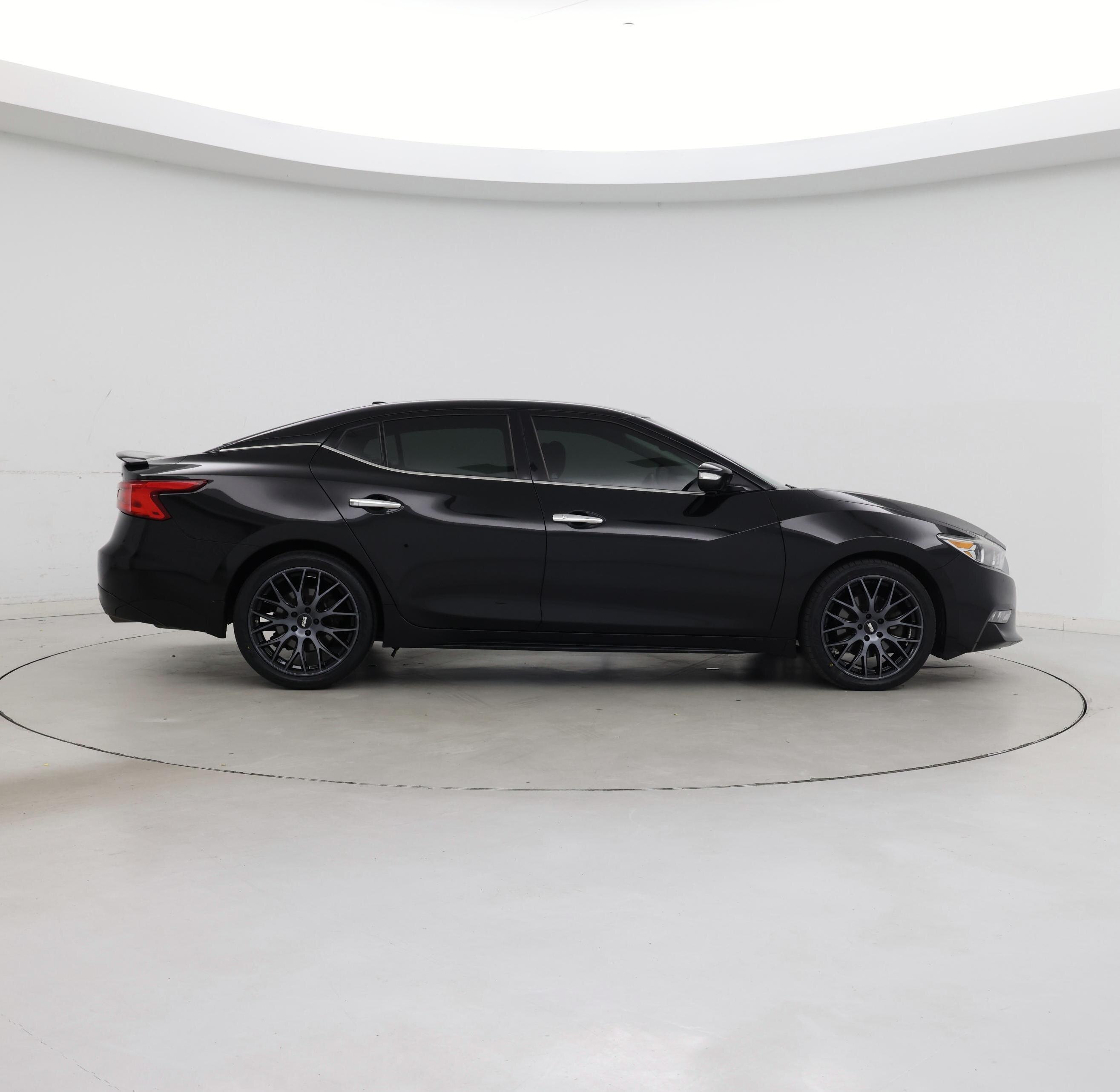Thumbnail: 2017 Nissan Maxima - 7