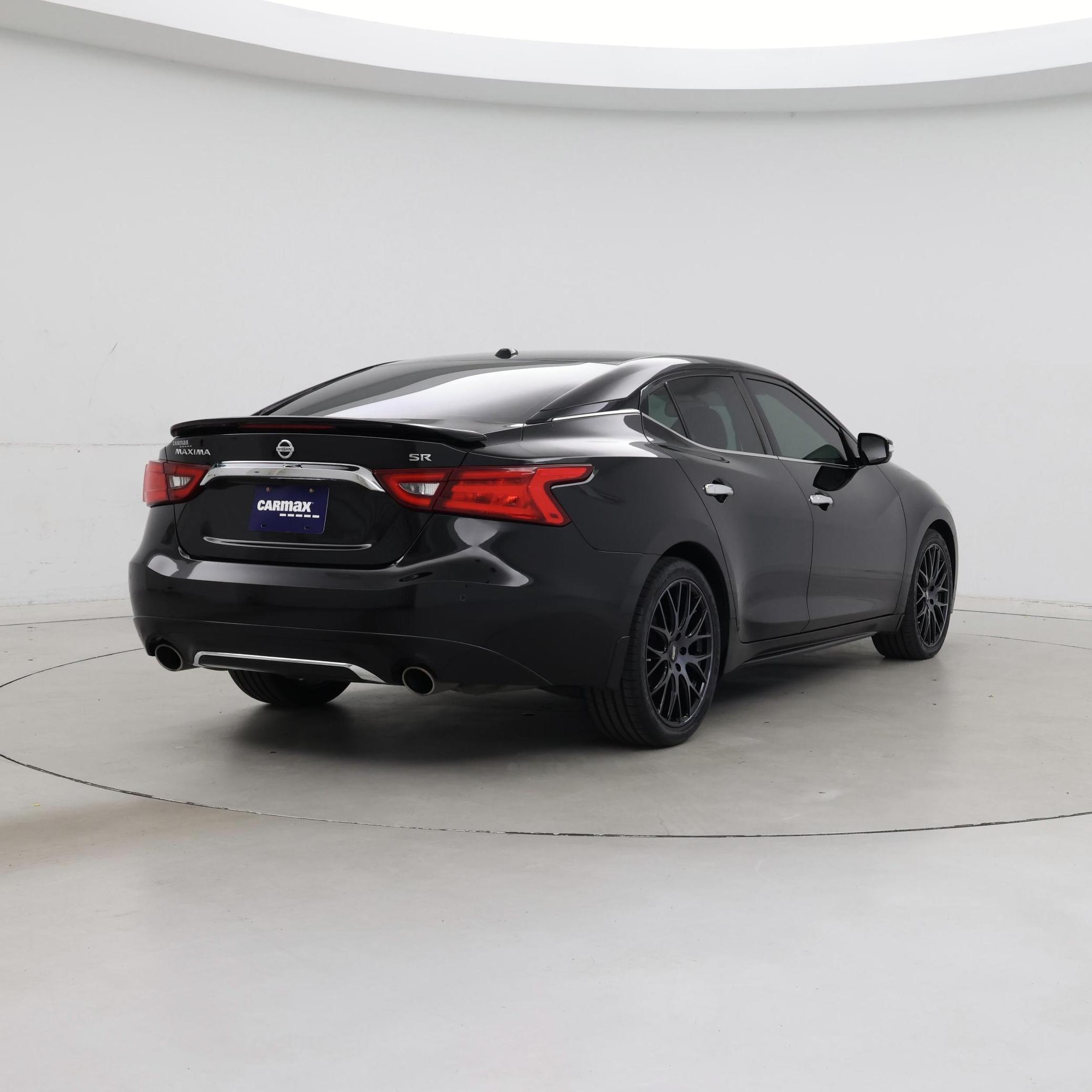 Thumbnail: 2017 Nissan Maxima - 8