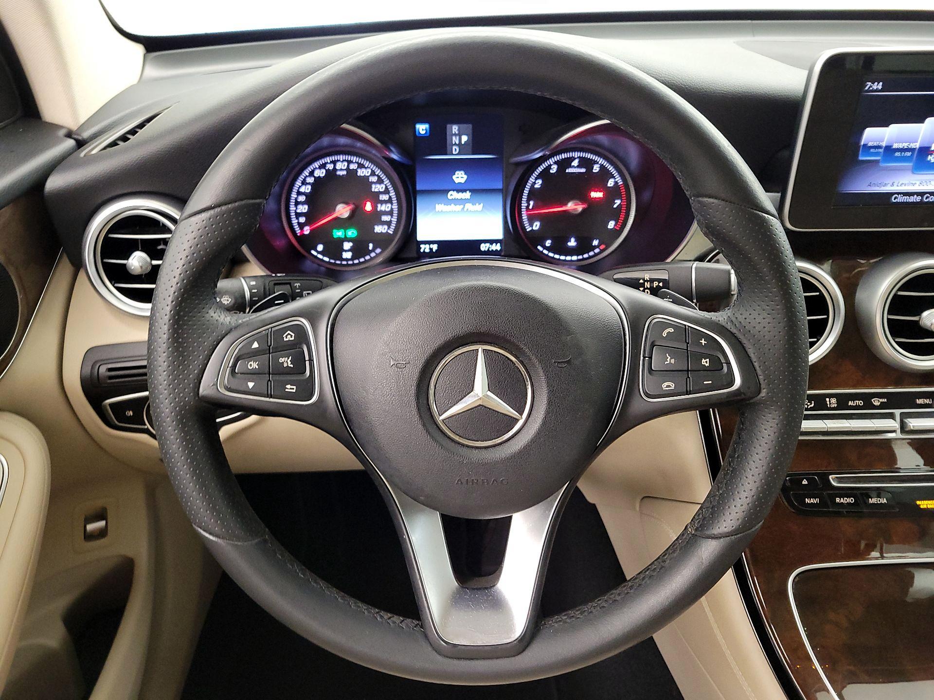 Thumbnail: 2018 Mercedes-Benz GLC - 10