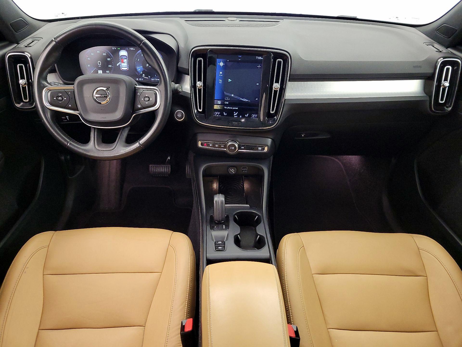 Thumbnail: 2019 Volvo XC40 - 9