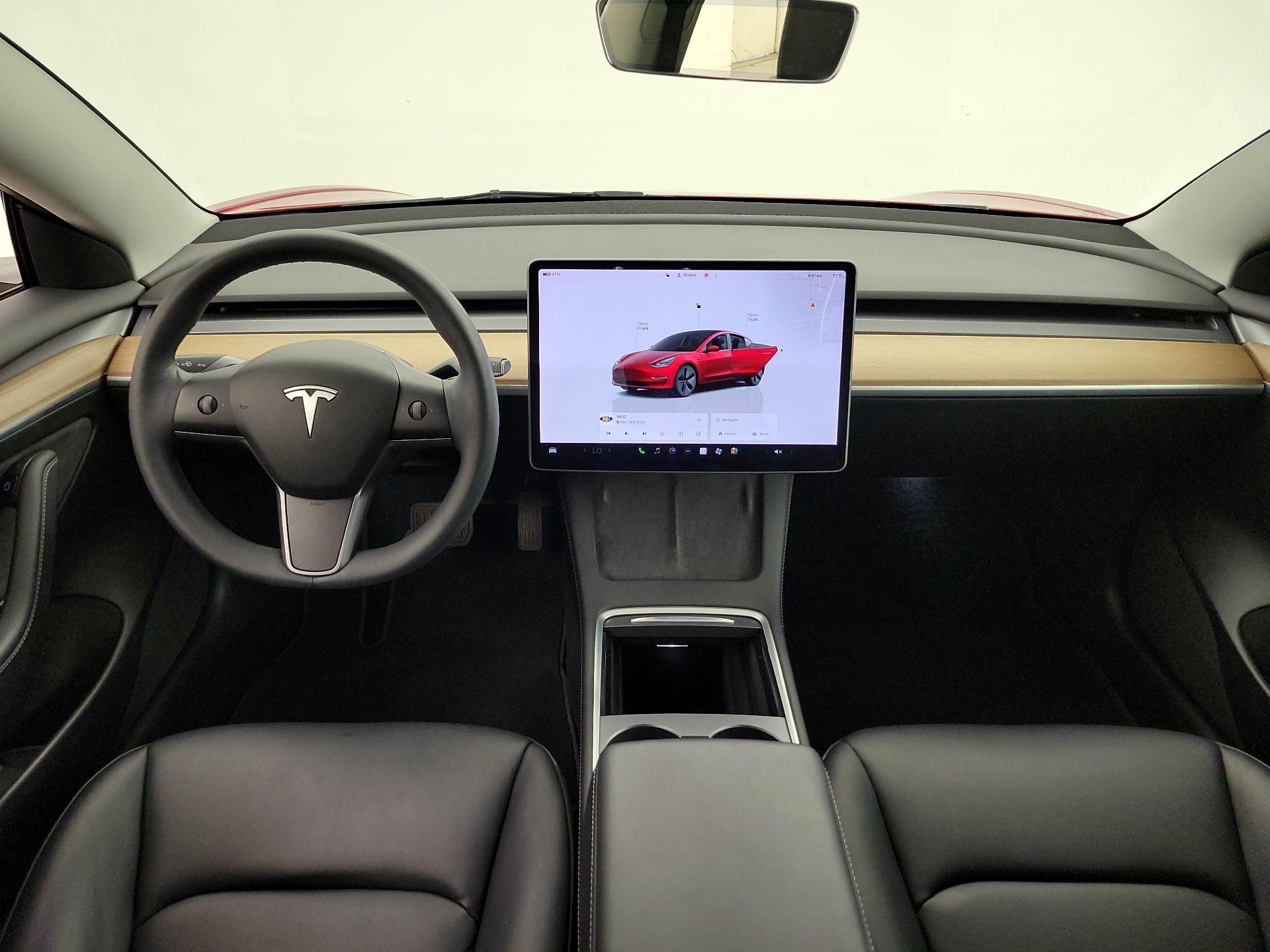 Thumbnail: 2022 Tesla Model 3 - 9