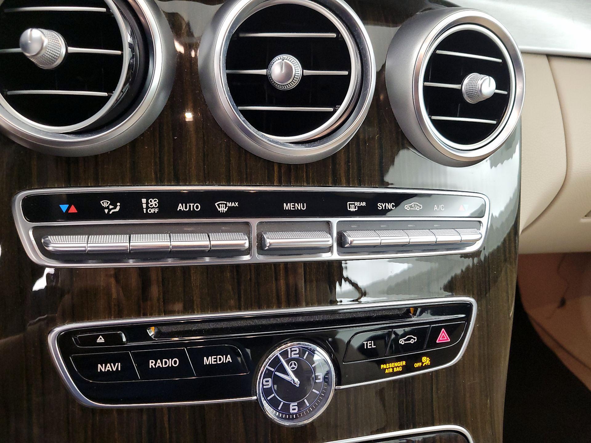 Thumbnail: 2018 Mercedes-Benz C-Class - 16