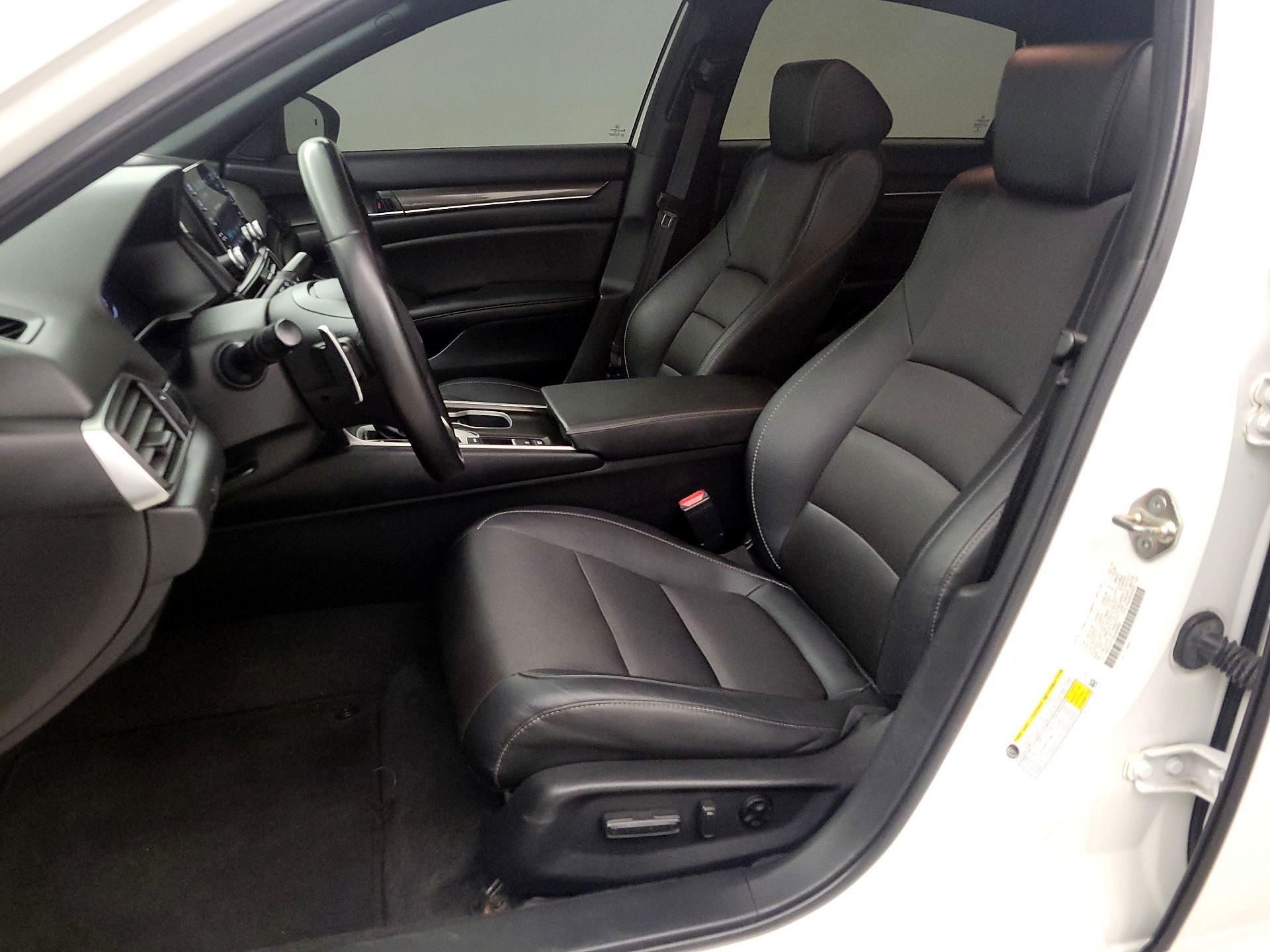 Thumbnail: 2019 Honda Accord - 11