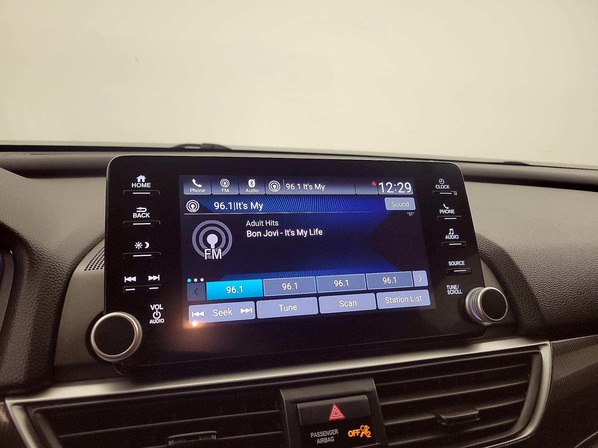 Thumbnail: 2019 Honda Accord - 15