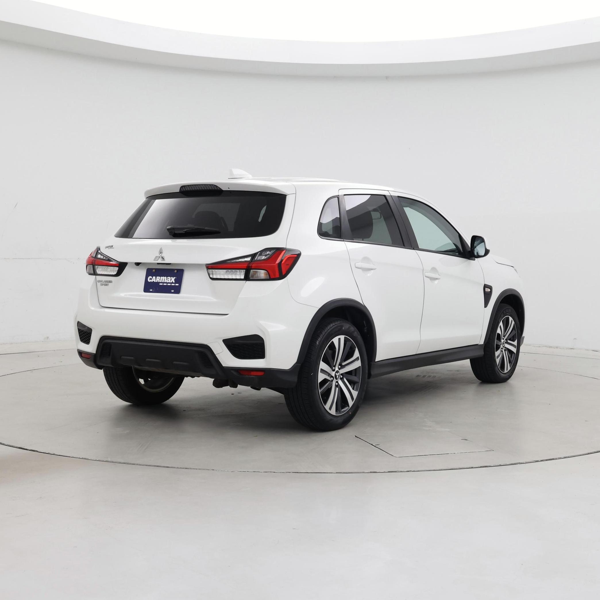Thumbnail: 2020 Mitsubishi Outlander Sport - 8