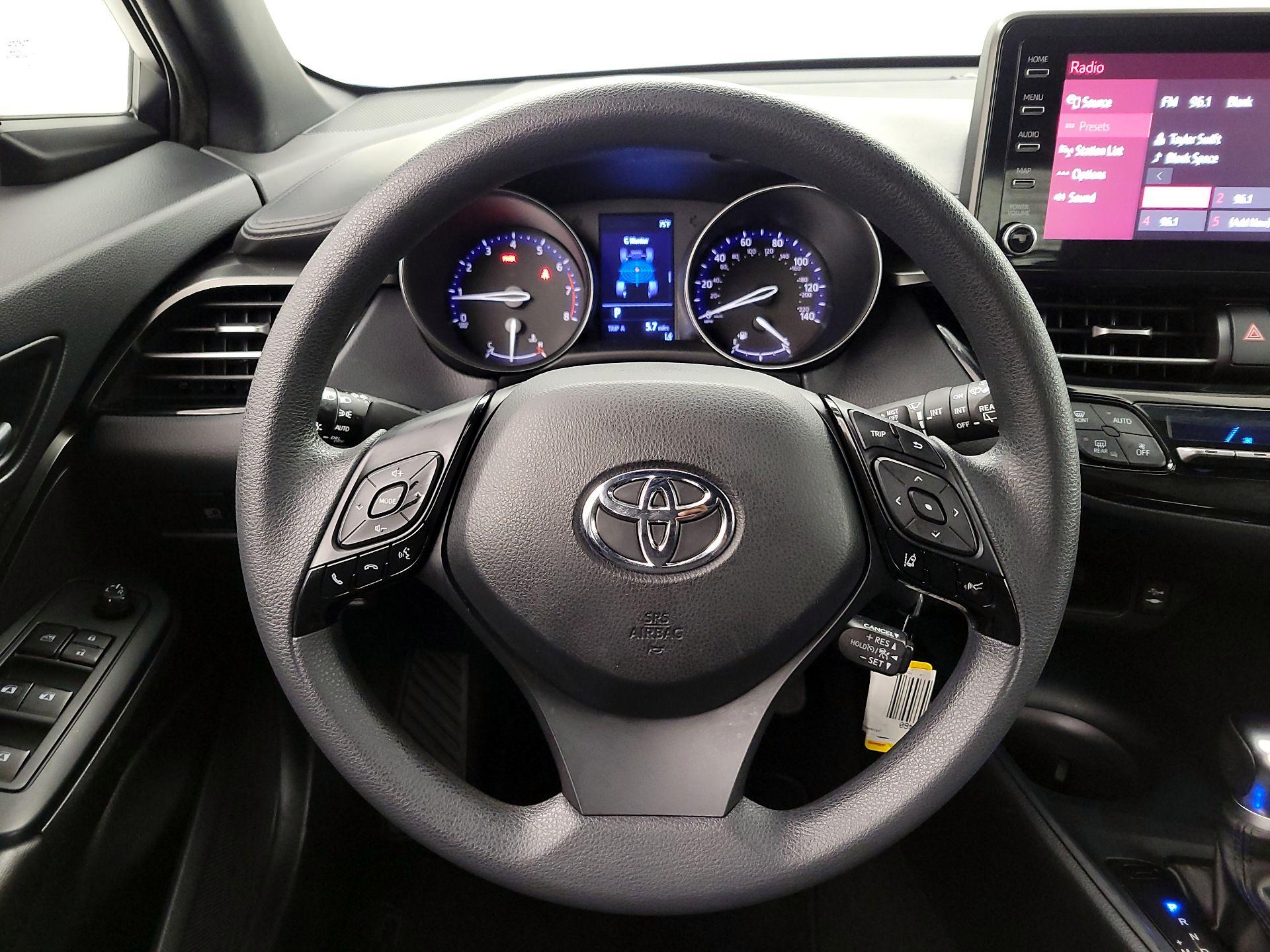 Thumbnail: 2019 Toyota C-HR - 10