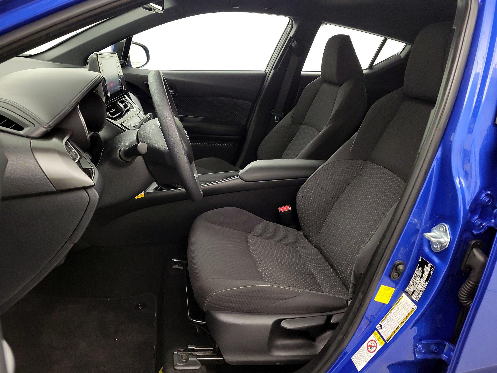 Thumbnail: 2019 Toyota C-HR - 11