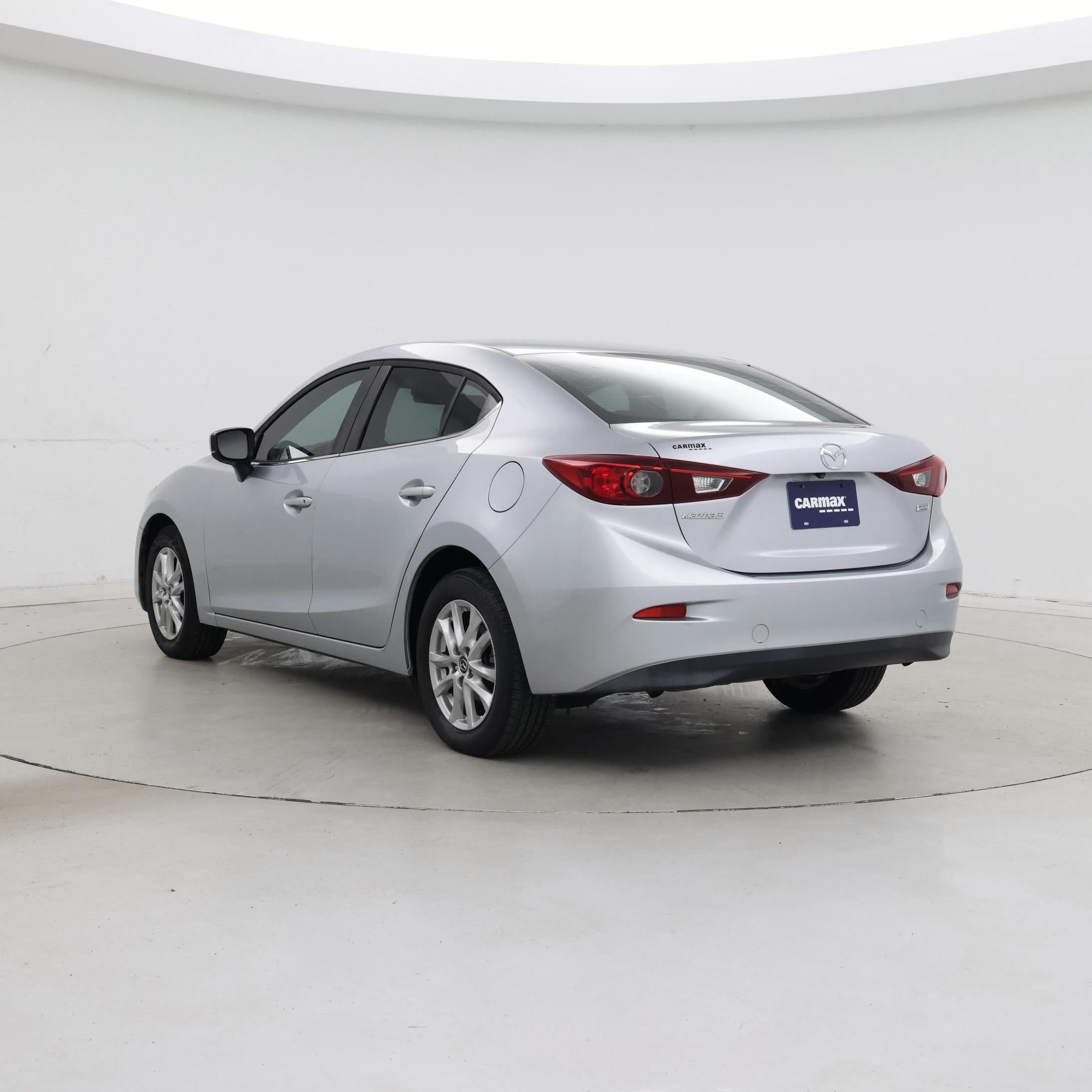 Thumbnail: 2018 Mazda Mazda3 - 2