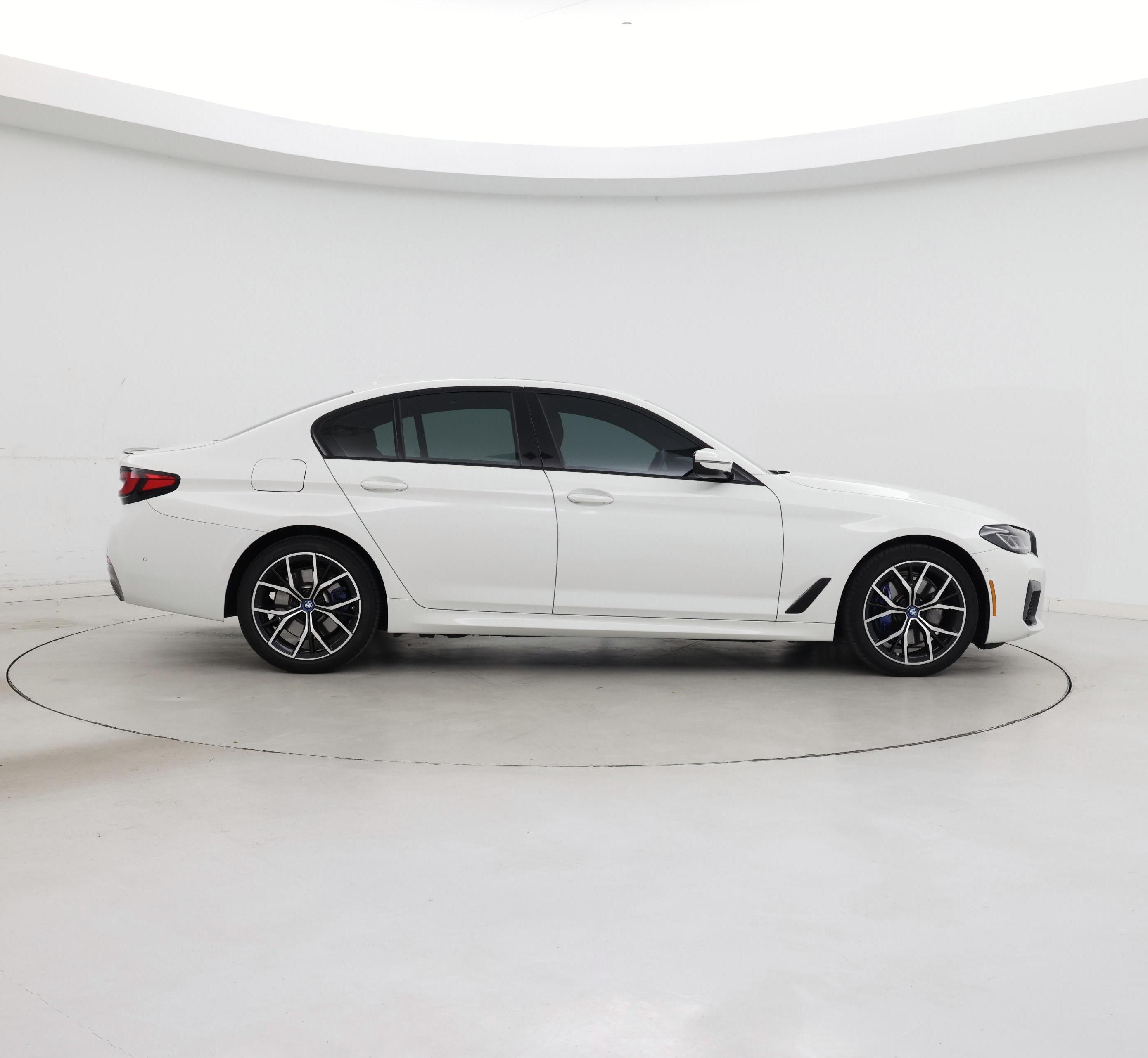 Thumbnail: 2023 BMW 5 Series - 7