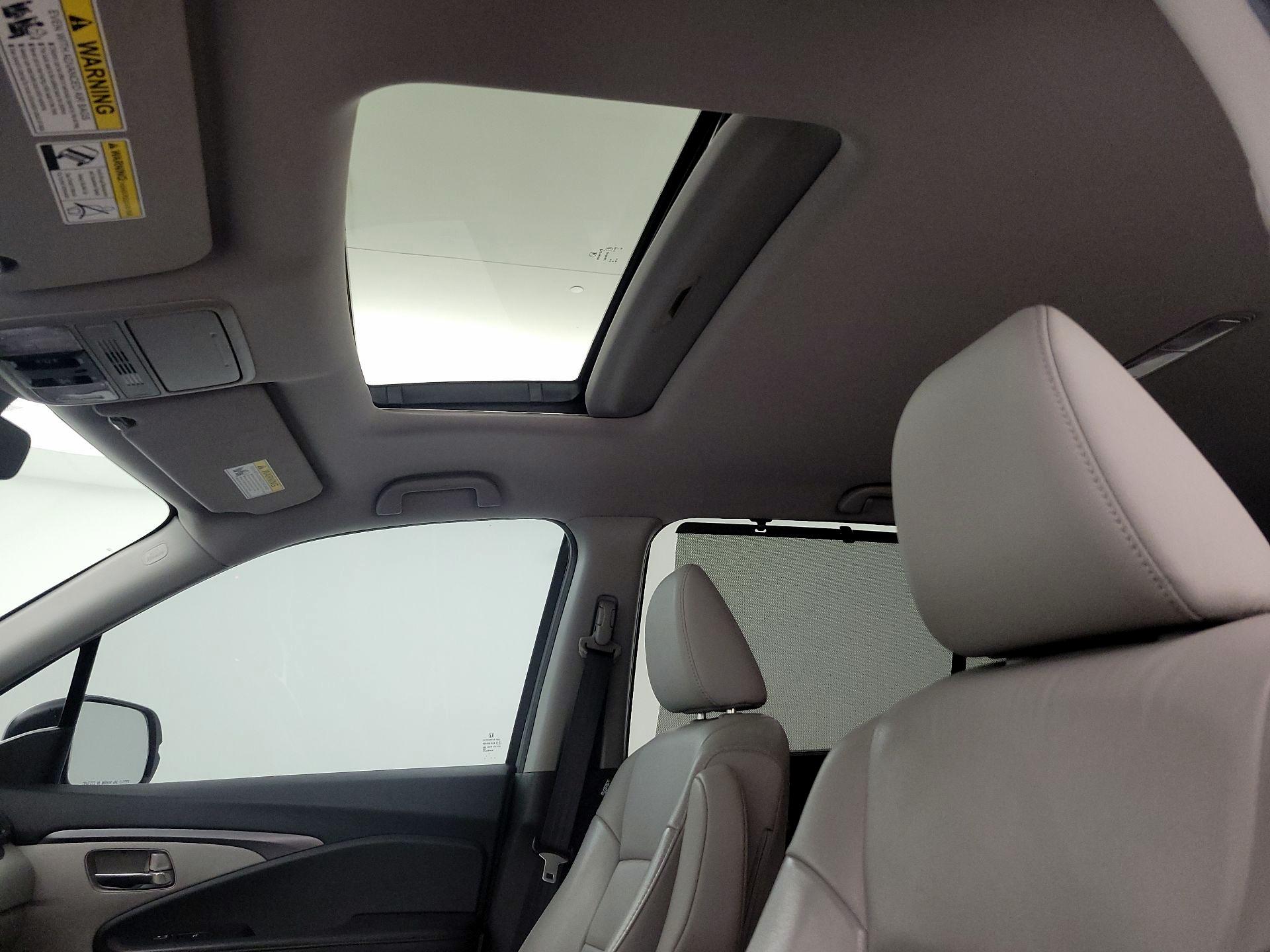 Thumbnail: 2022 Honda Pilot - 19