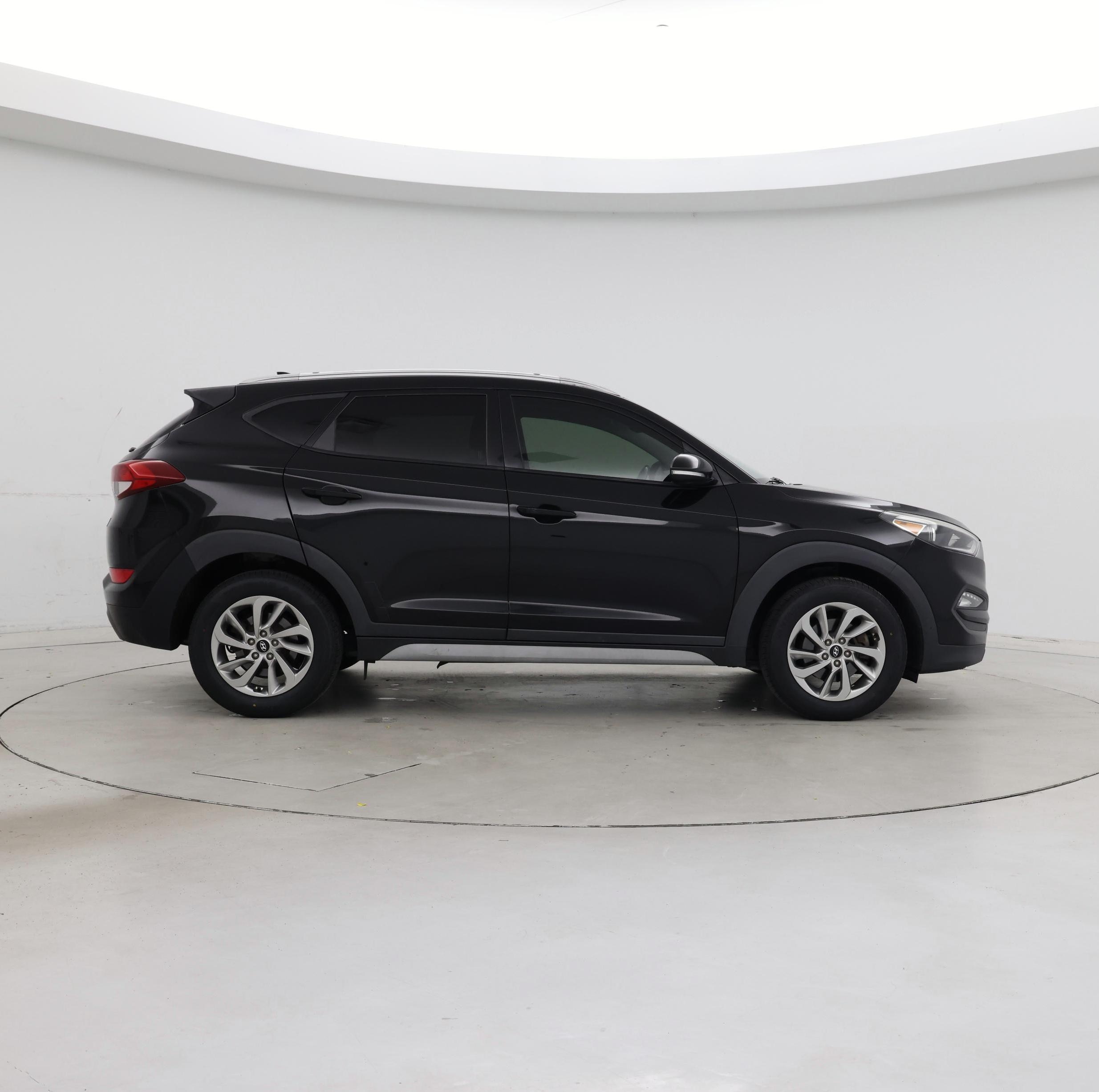 Thumbnail: 2018 Hyundai Tucson - 7