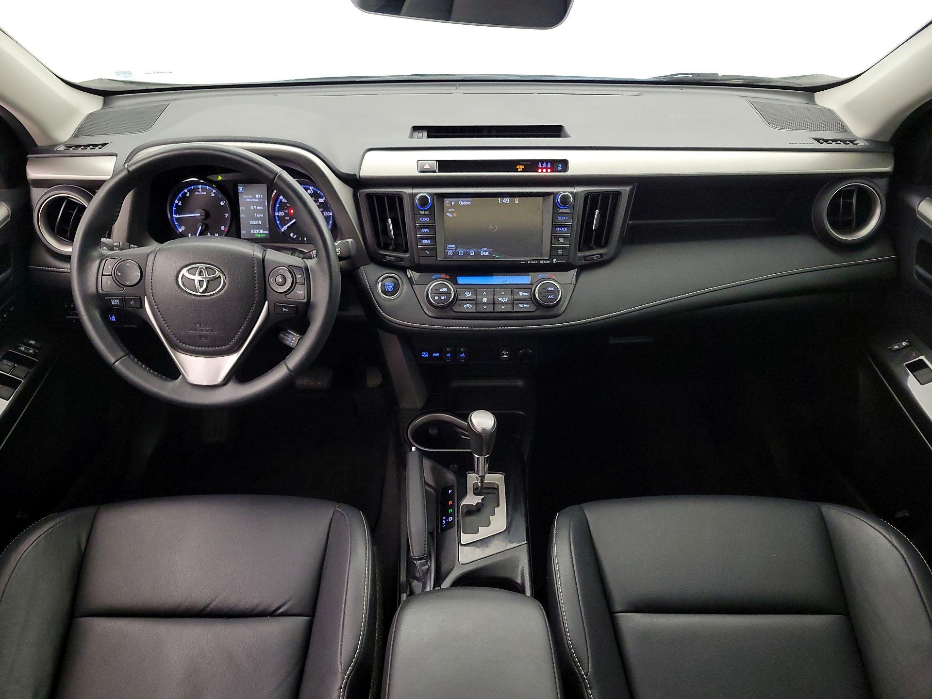 Thumbnail: 2017 Toyota RAV4 - 9