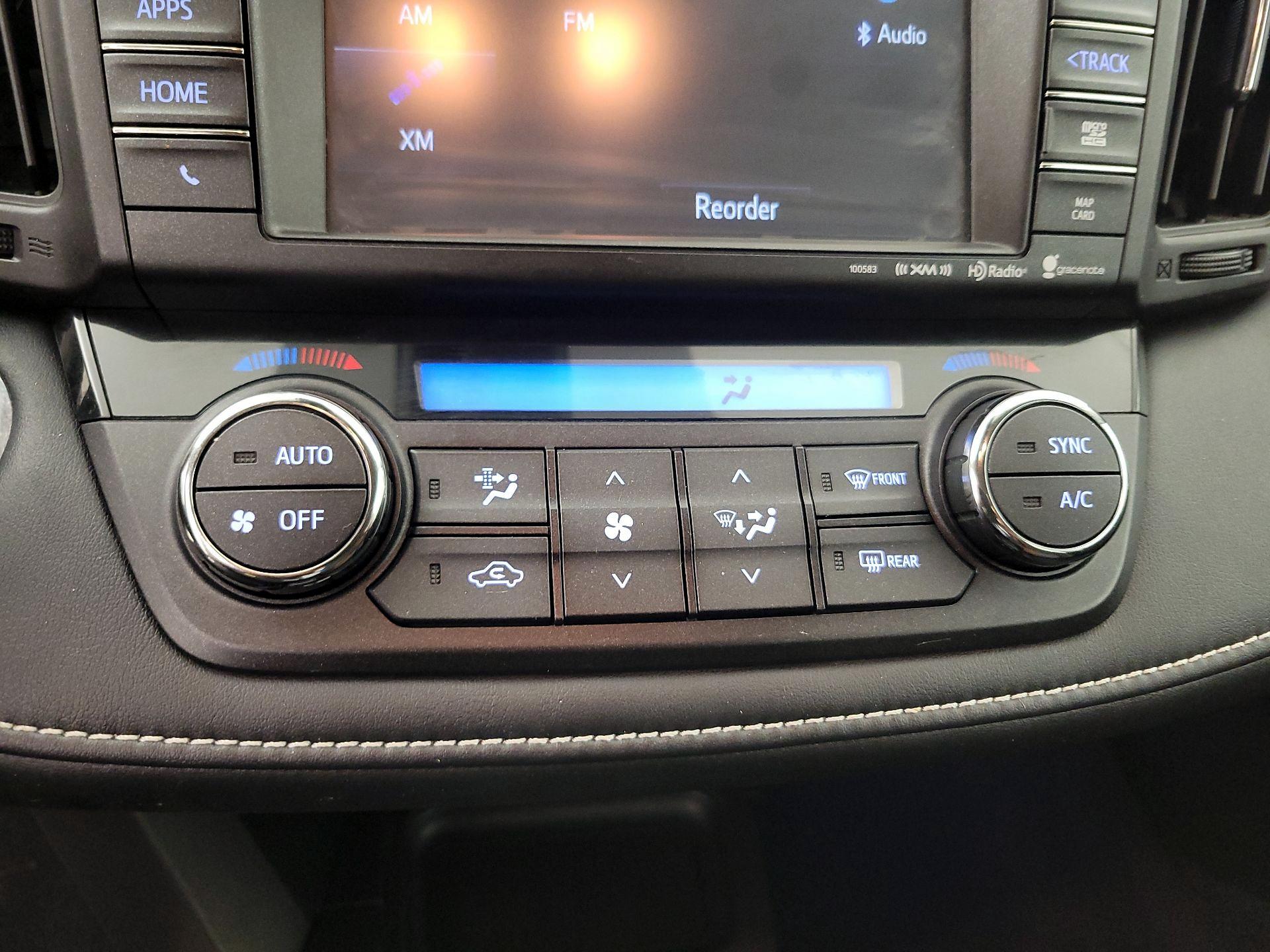 Thumbnail: 2017 Toyota RAV4 - 17