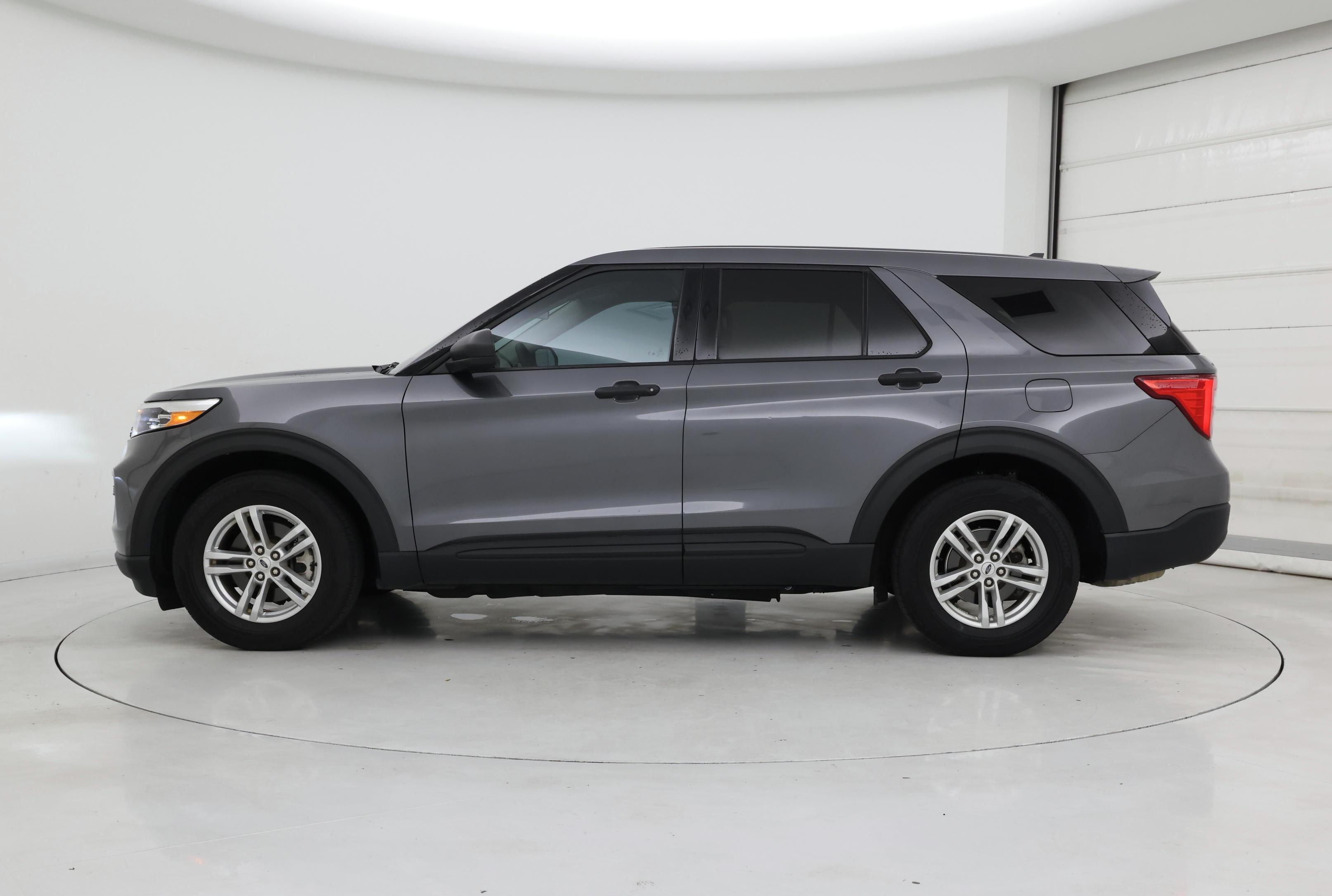 Thumbnail: 2022 Ford Explorer - 3
