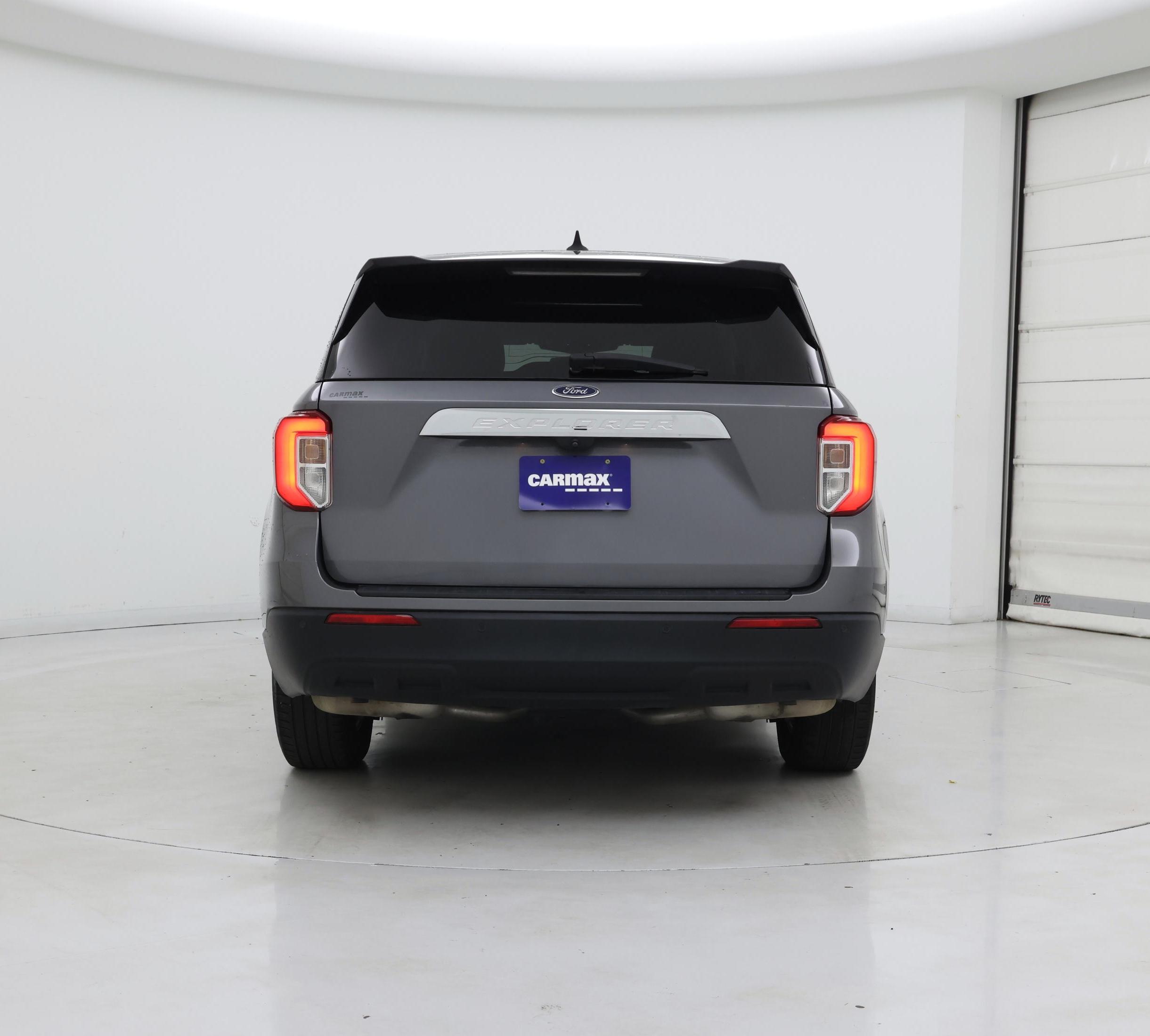 Thumbnail: 2022 Ford Explorer - 6