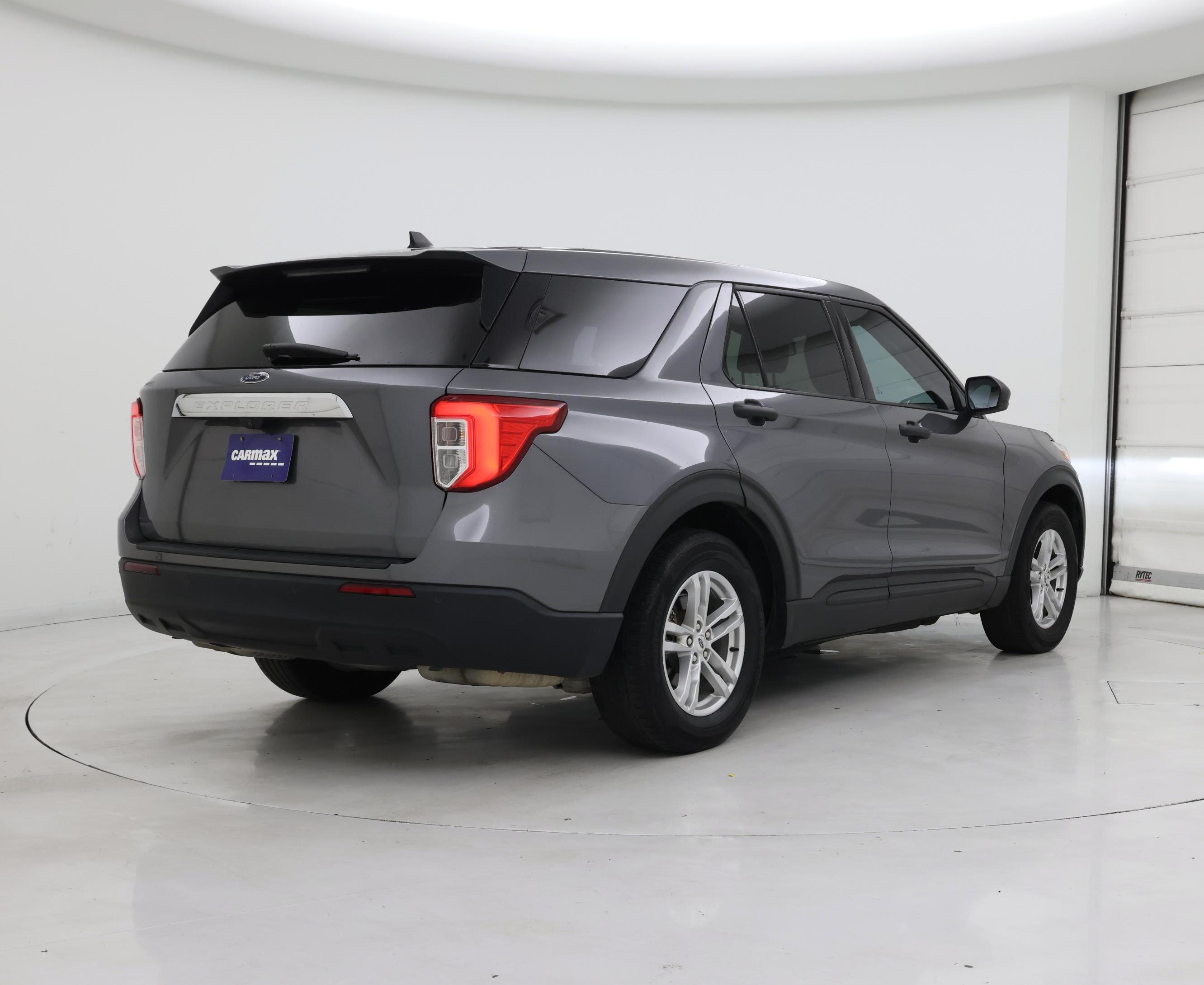 Thumbnail: 2022 Ford Explorer - 8