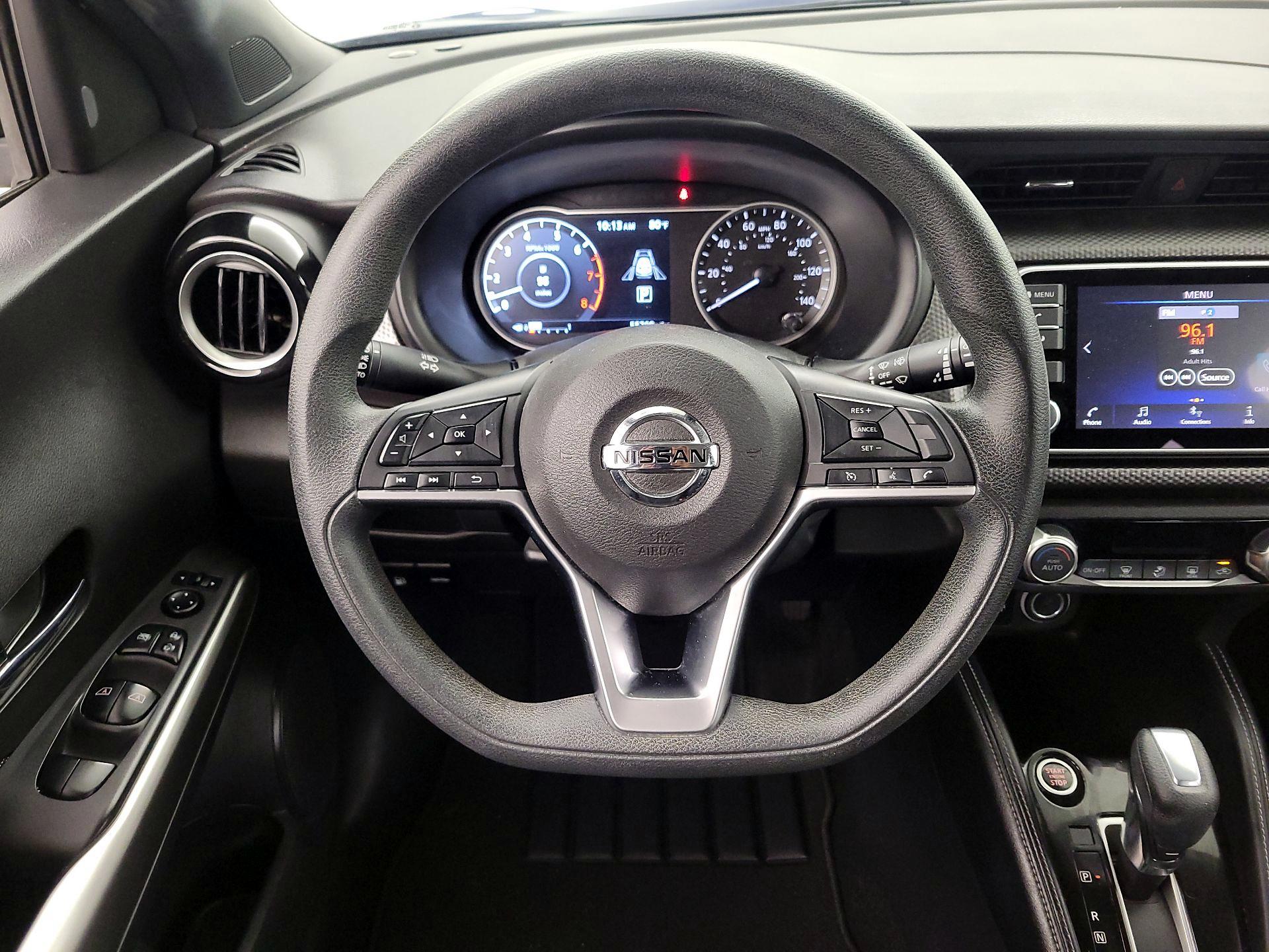Thumbnail: 2020 Nissan Kicks - 10