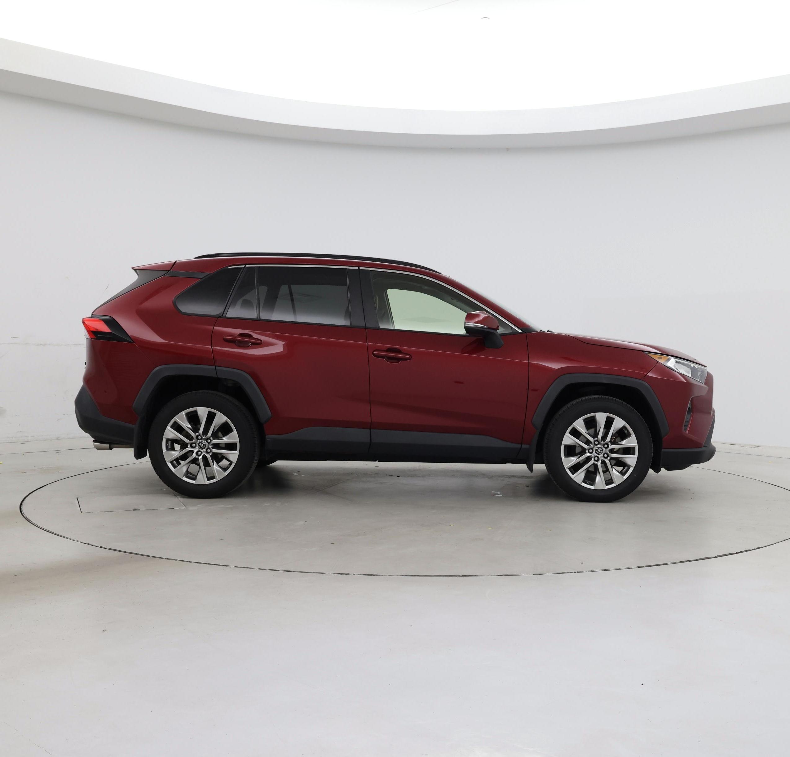 Thumbnail: 2019 Toyota RAV4 - 7