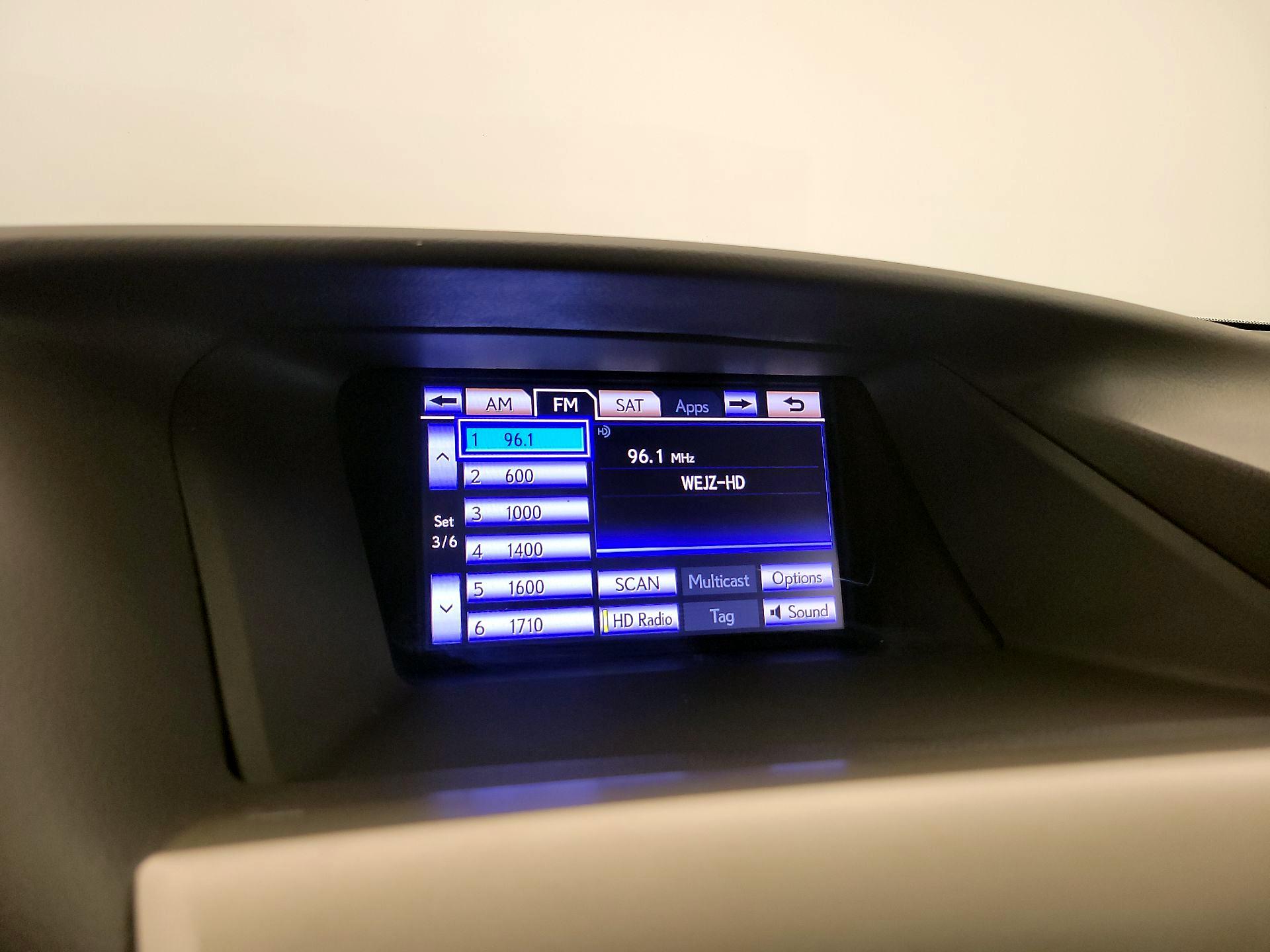 Thumbnail: 2015 Lexus RX - 16