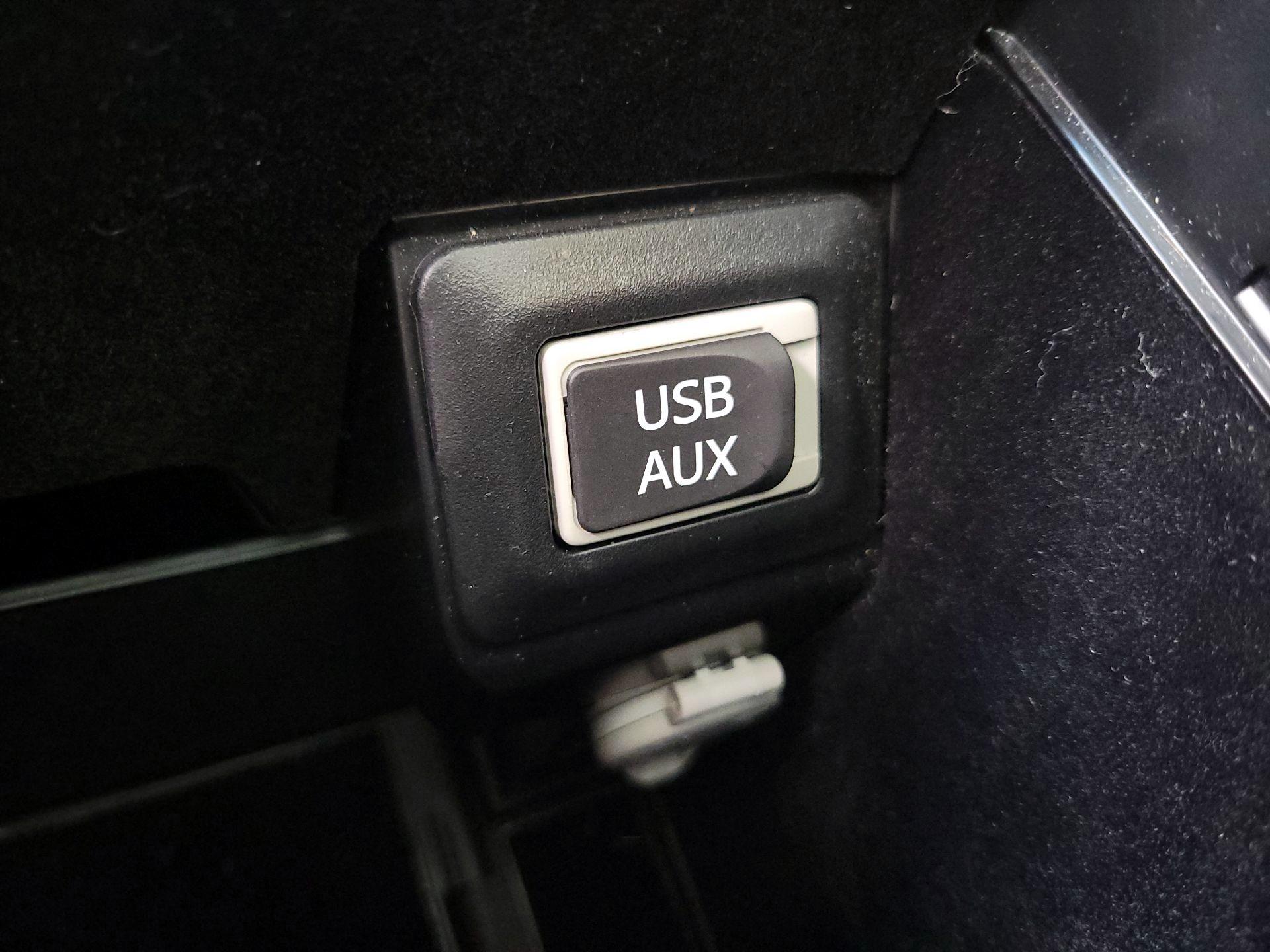 Thumbnail: 2015 Lexus RX - 19
