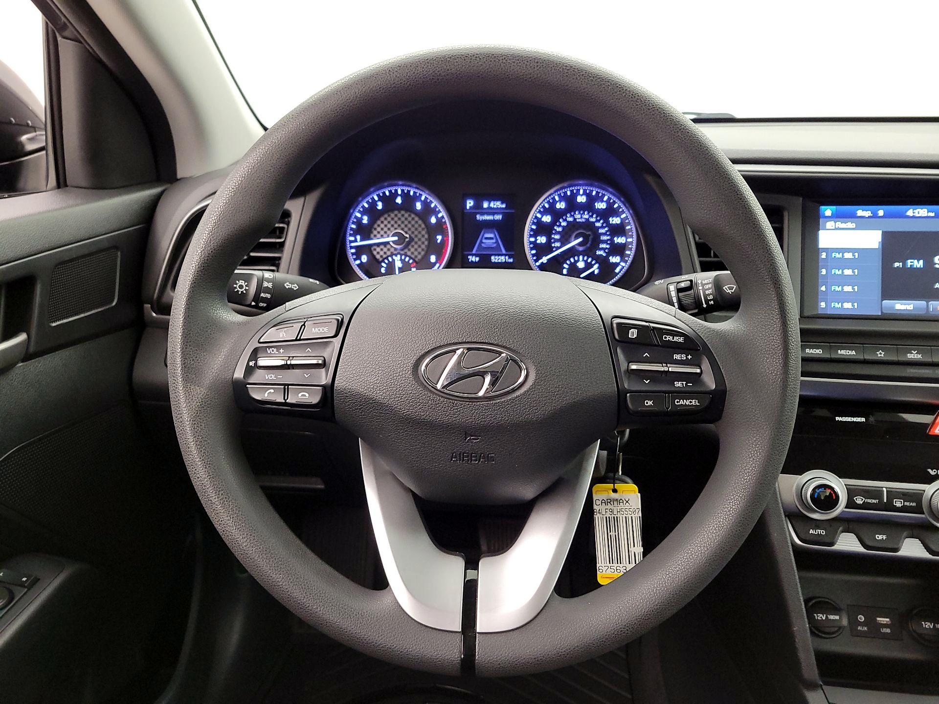 Thumbnail: 2020 Hyundai Elantra - 10