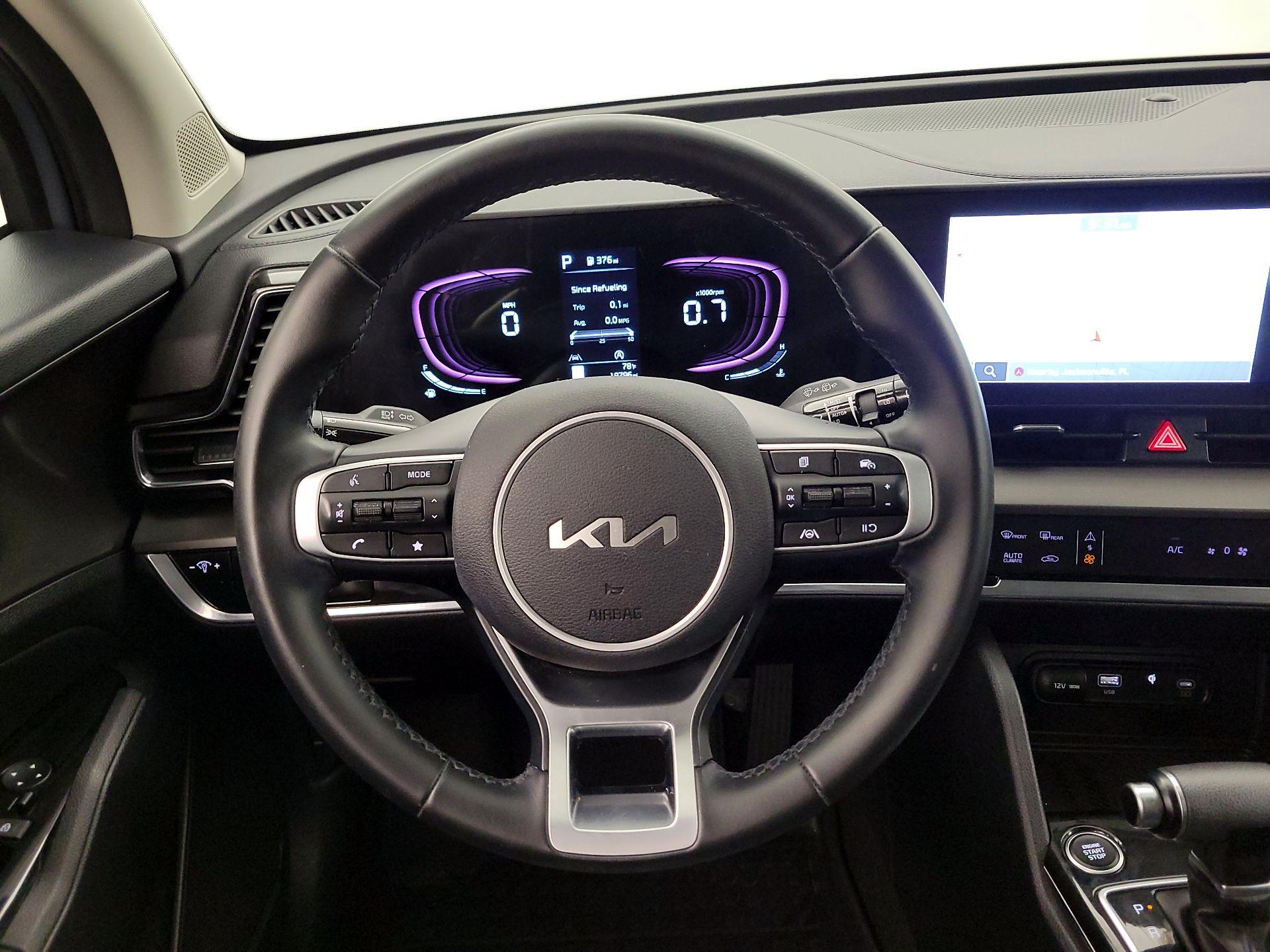 Thumbnail: 2023 Kia Sportage - 10
