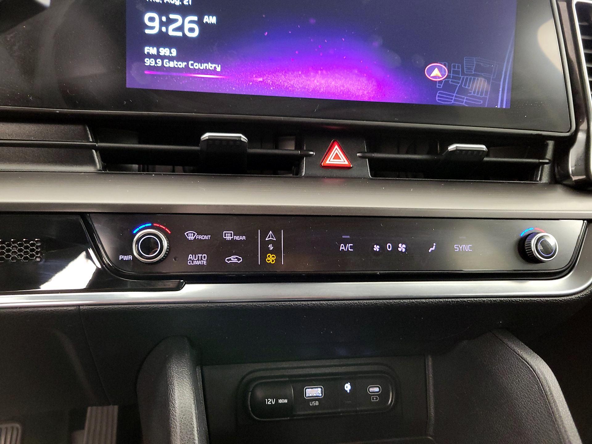 Thumbnail: 2023 Kia Sportage - 17