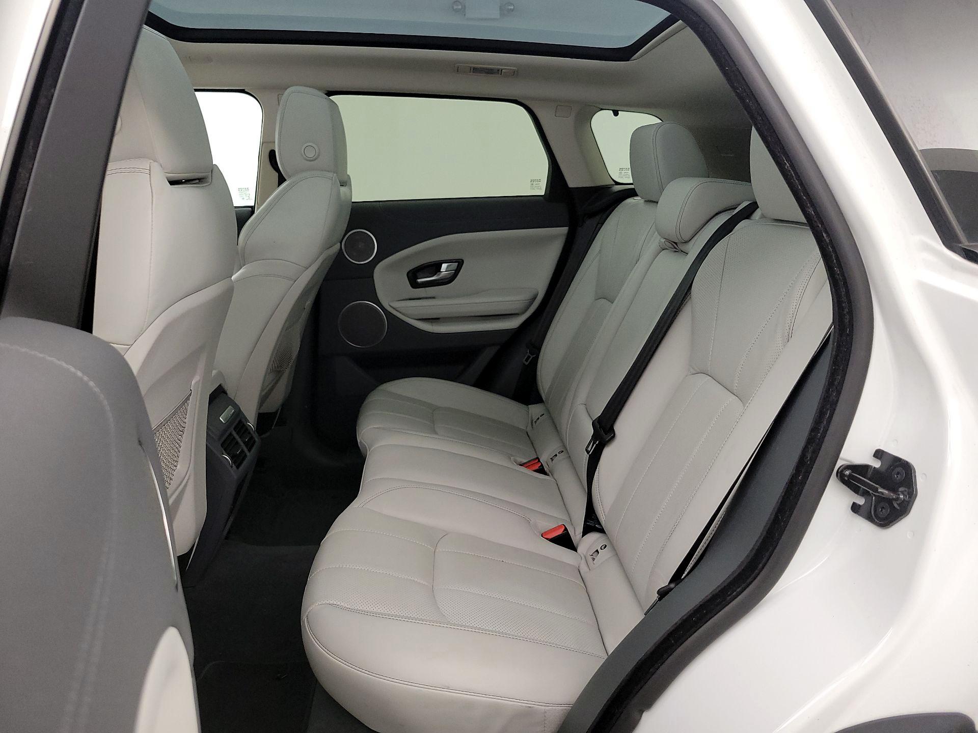 Thumbnail: 2016 Land Rover Range Rover Evoque - 20