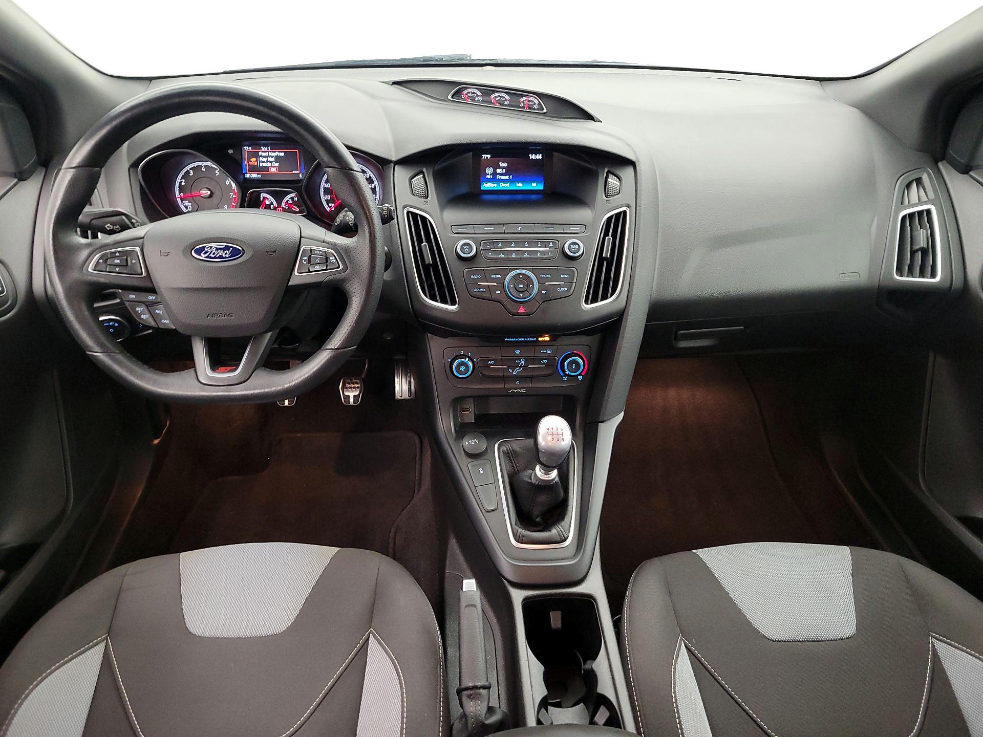 Thumbnail: 2018 Ford Focus - 11