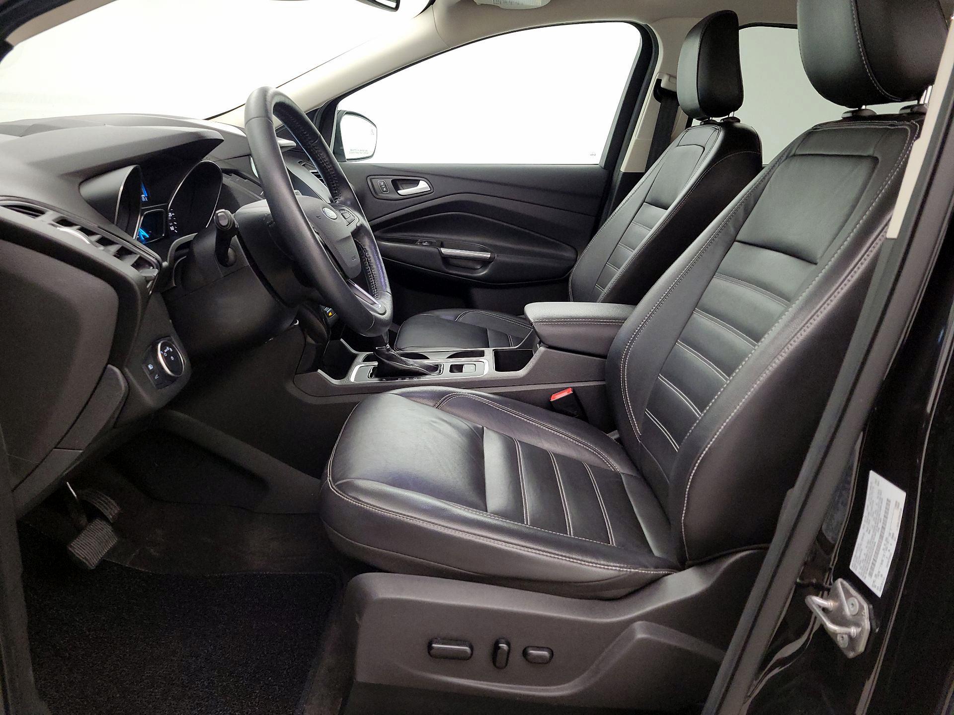 Thumbnail: 2019 Ford Escape - 11
