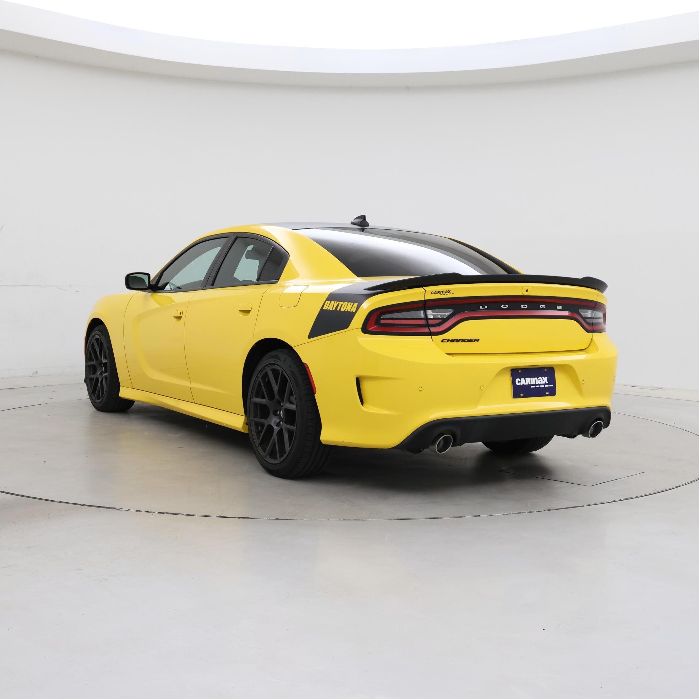 Thumbnail: 2017 Dodge Charger - 2