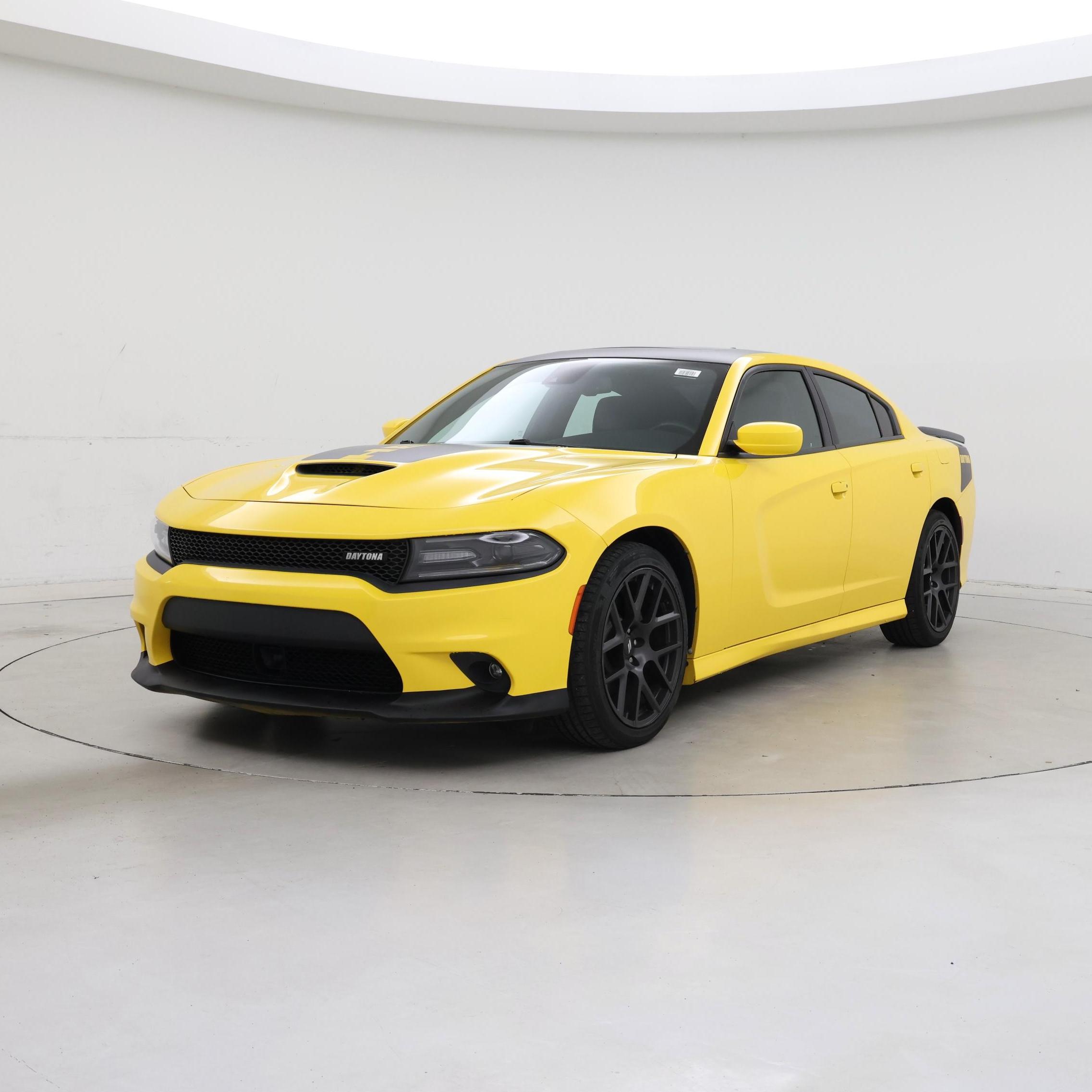 Thumbnail: 2017 Dodge Charger - 4