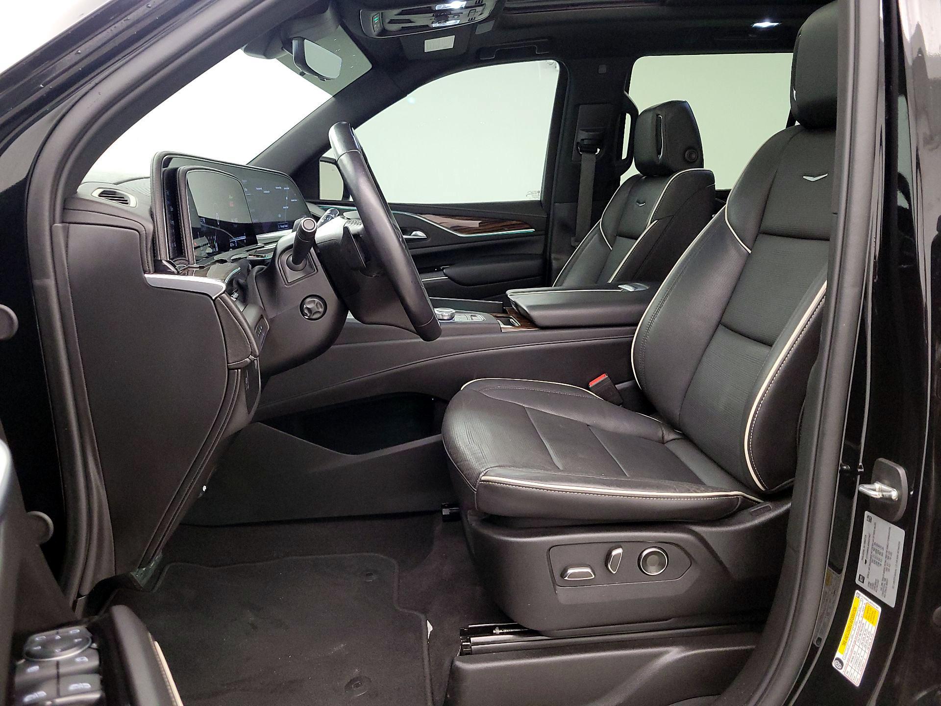 Thumbnail: 2024 Cadillac Escalade - 11