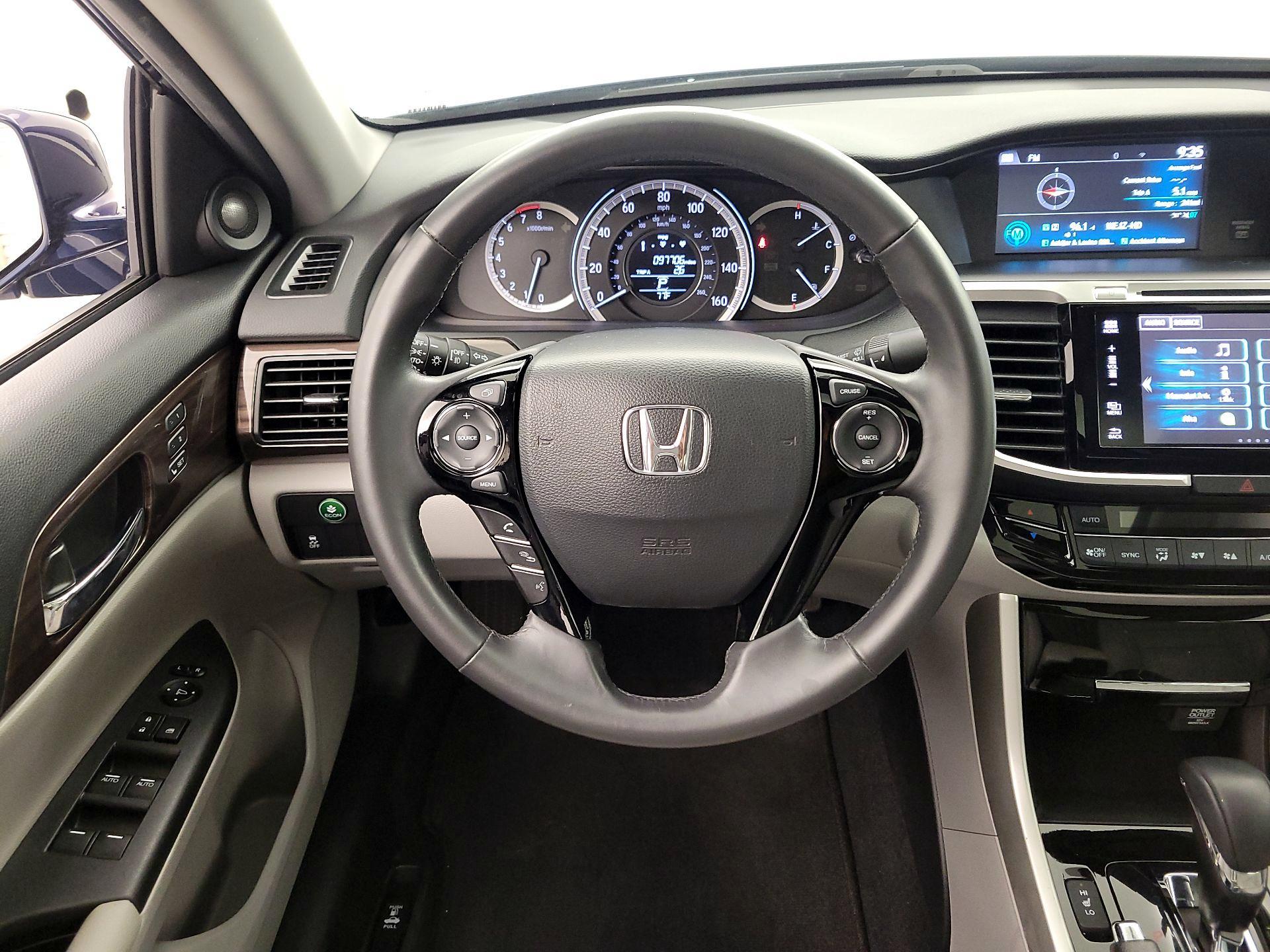 Thumbnail: 2017 Honda Accord - 10