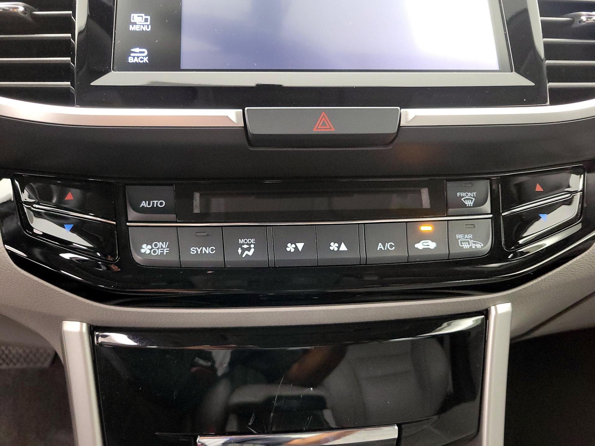 Thumbnail: 2017 Honda Accord - 16