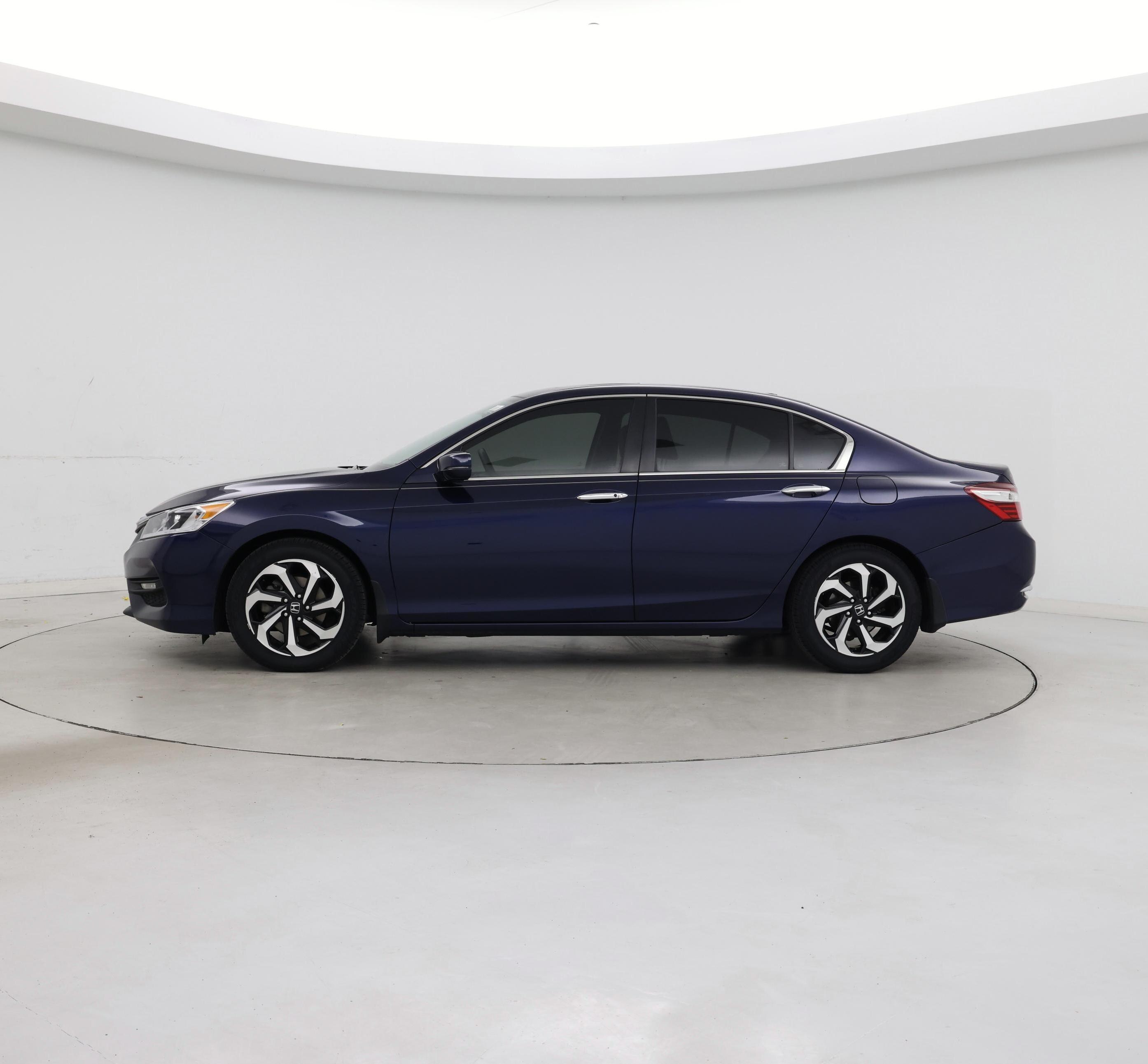 Thumbnail: 2017 Honda Accord - 3