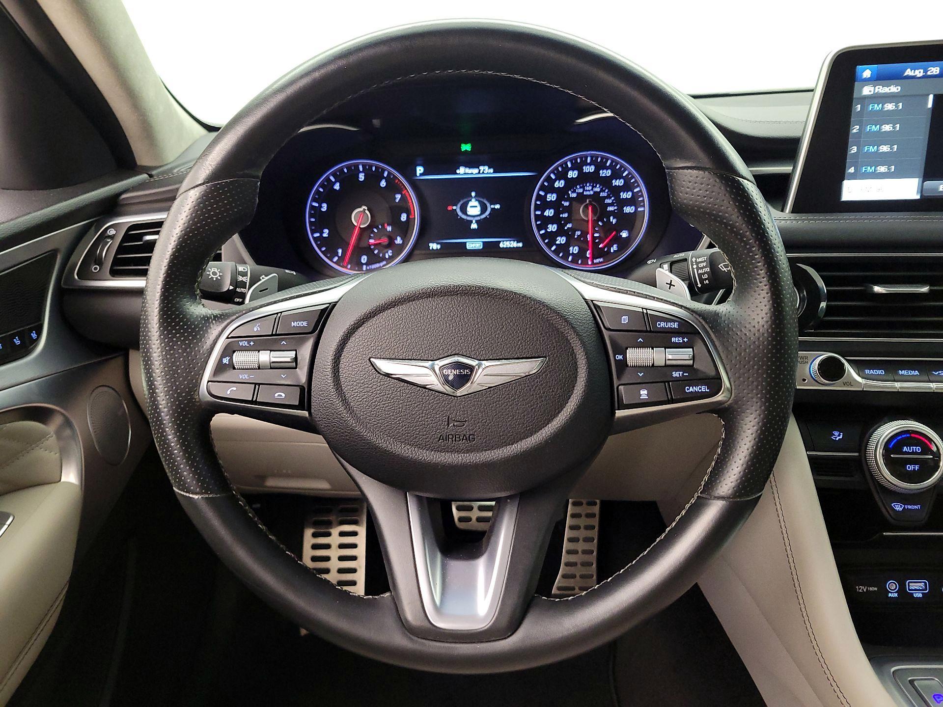 Thumbnail: 2019 Genesis G70 - 10
