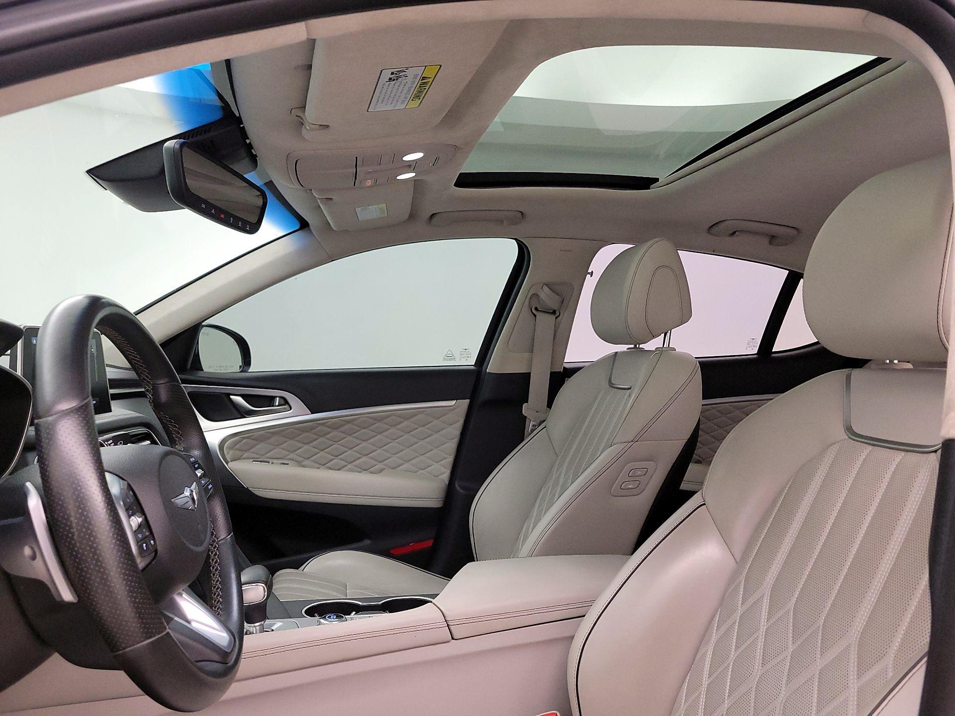 Thumbnail: 2019 Genesis G70 - 19