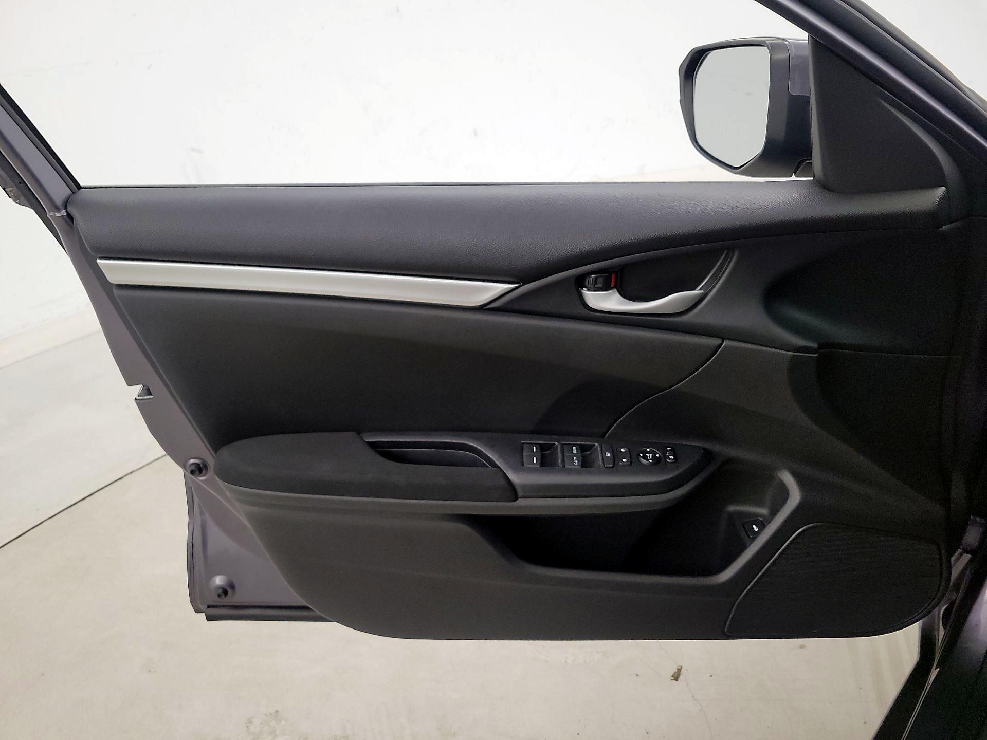 Thumbnail: 2020 Honda Civic - 12