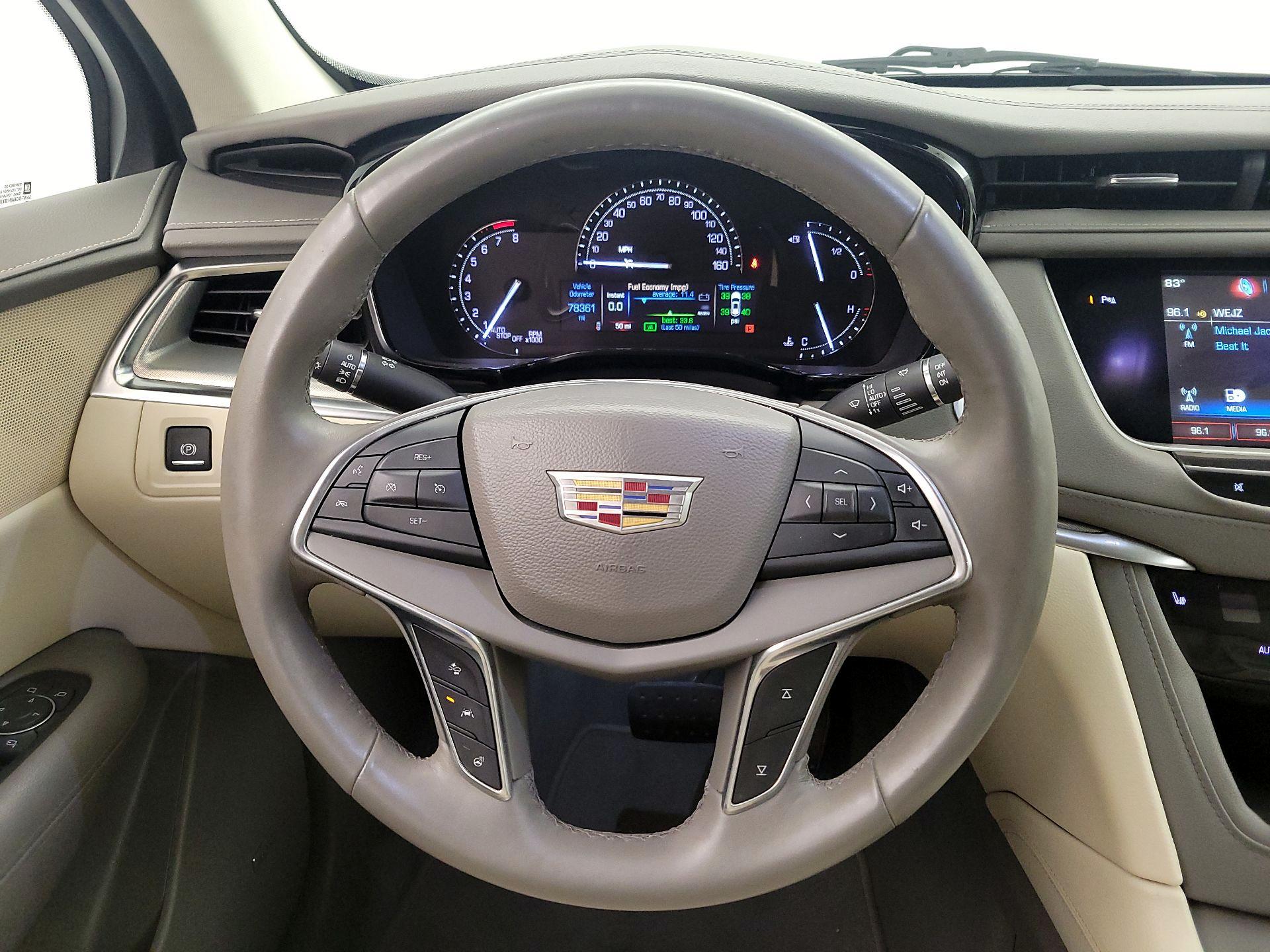 Thumbnail: 2017 Cadillac XT5 - 10