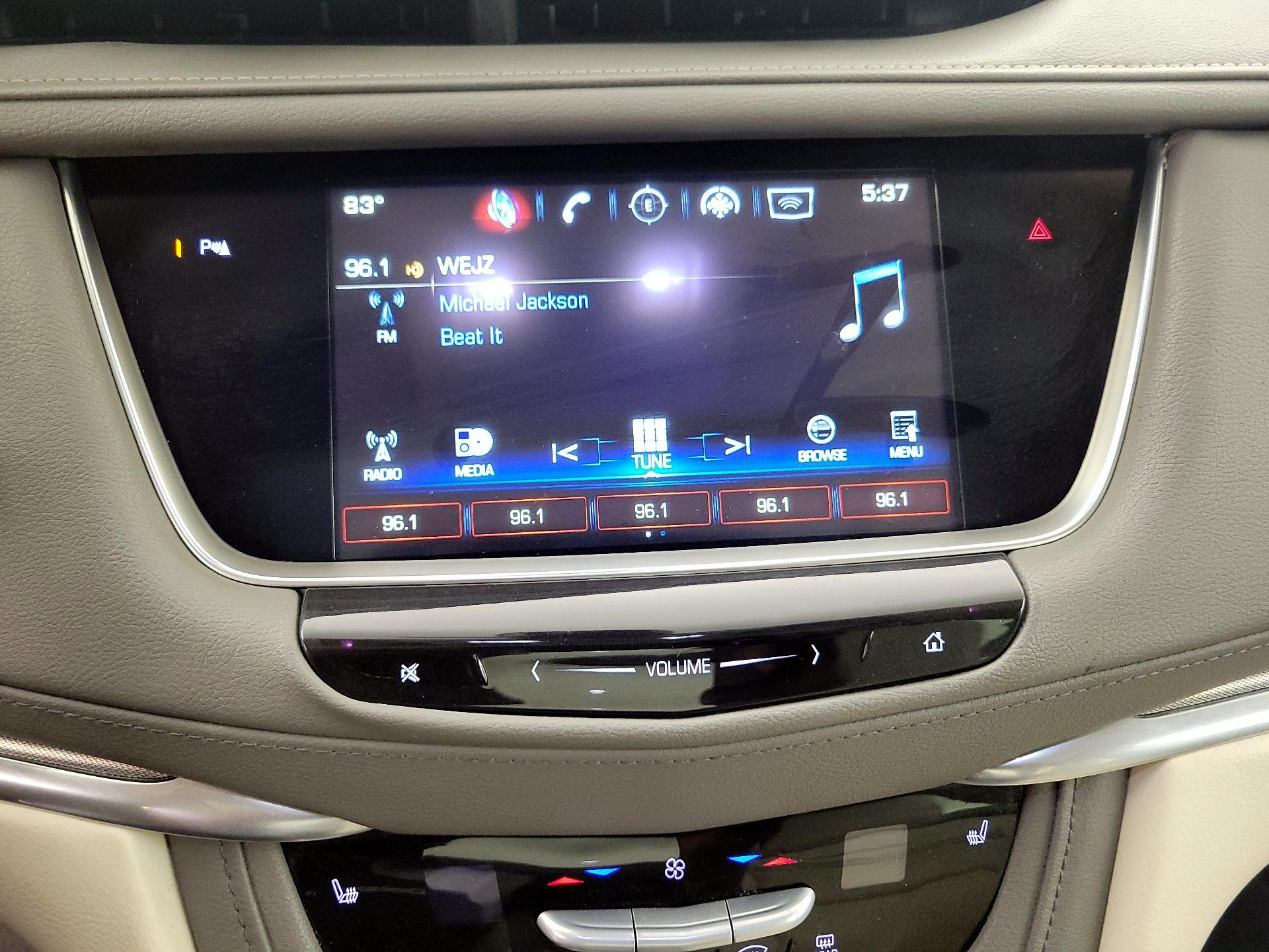 Thumbnail: 2017 Cadillac XT5 - 16